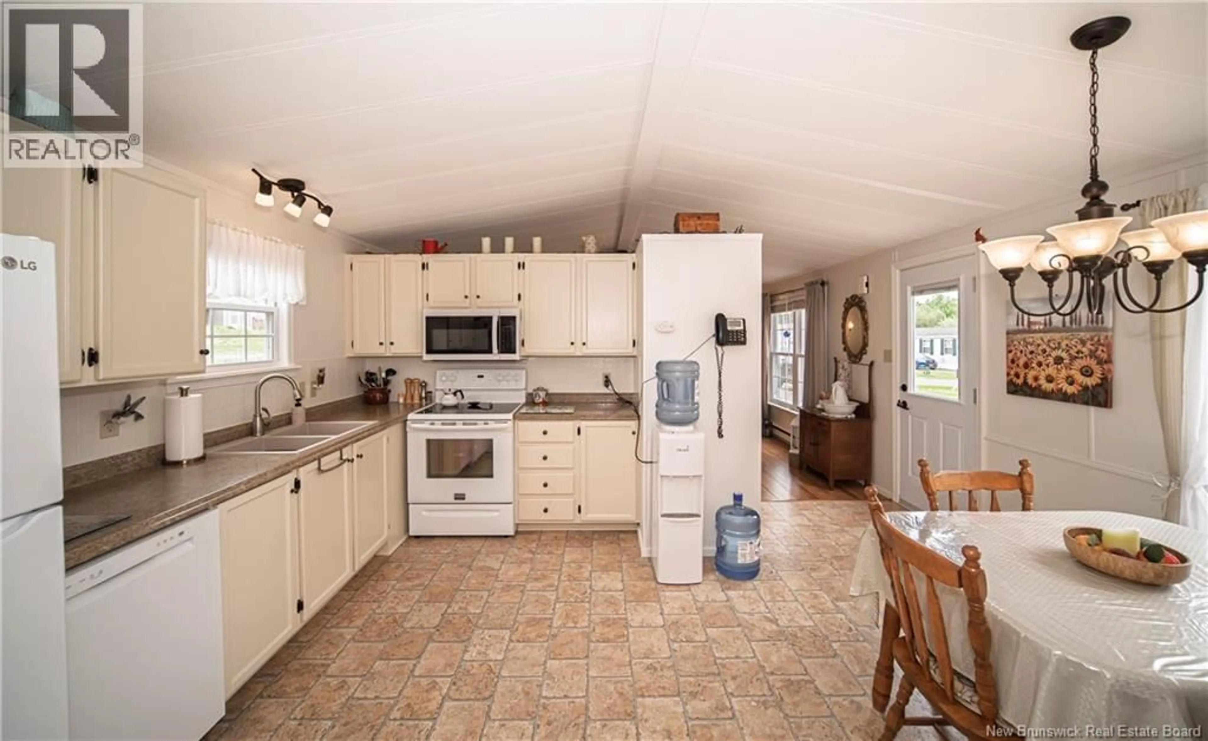 Open concept kitchen, ceramic/tile floor for 1 ROY STREET, Lincoln New Brunswick E3B6S6