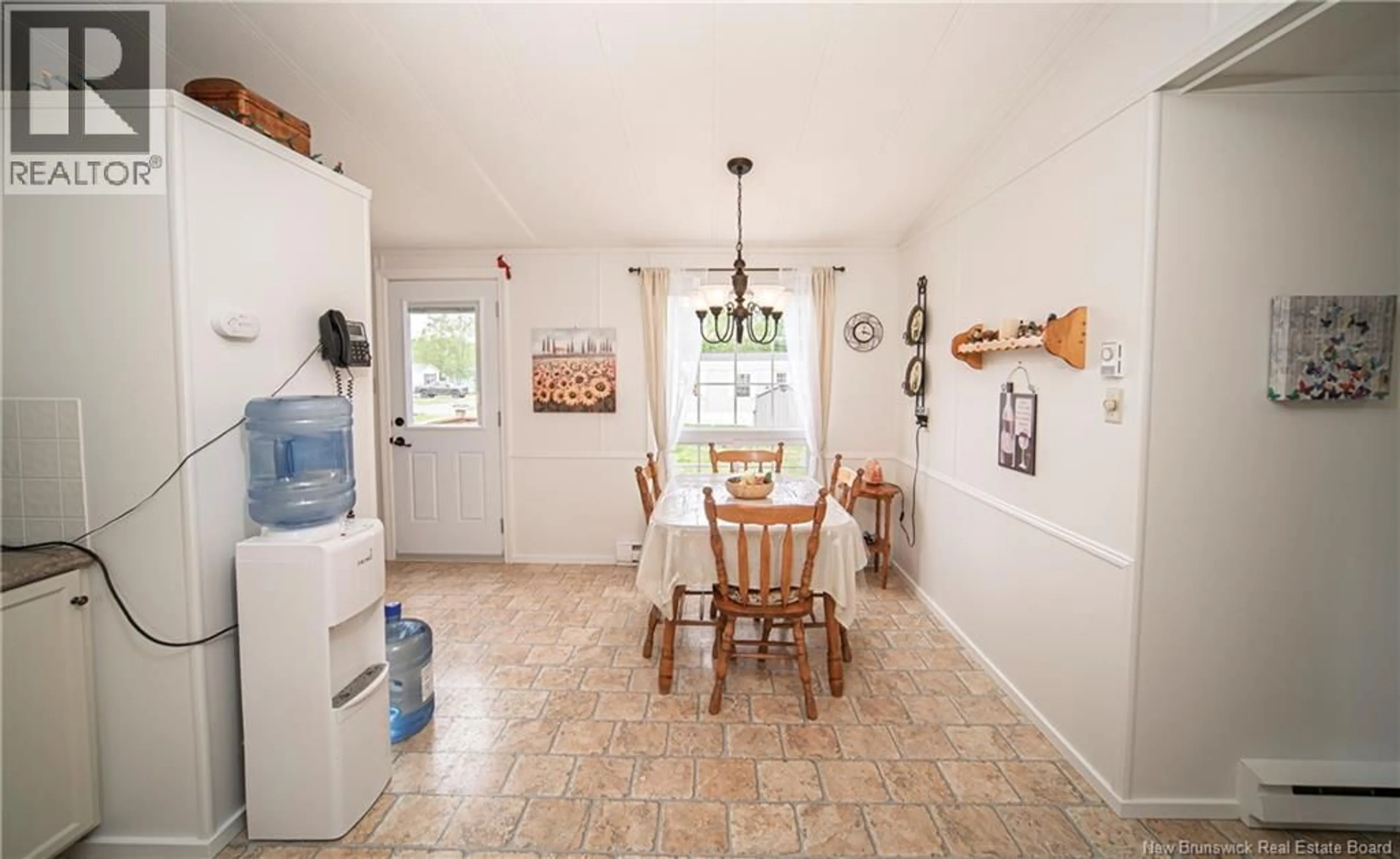 Dining room, ceramic/tile floor for 1 ROY STREET, Lincoln New Brunswick E3B6S6