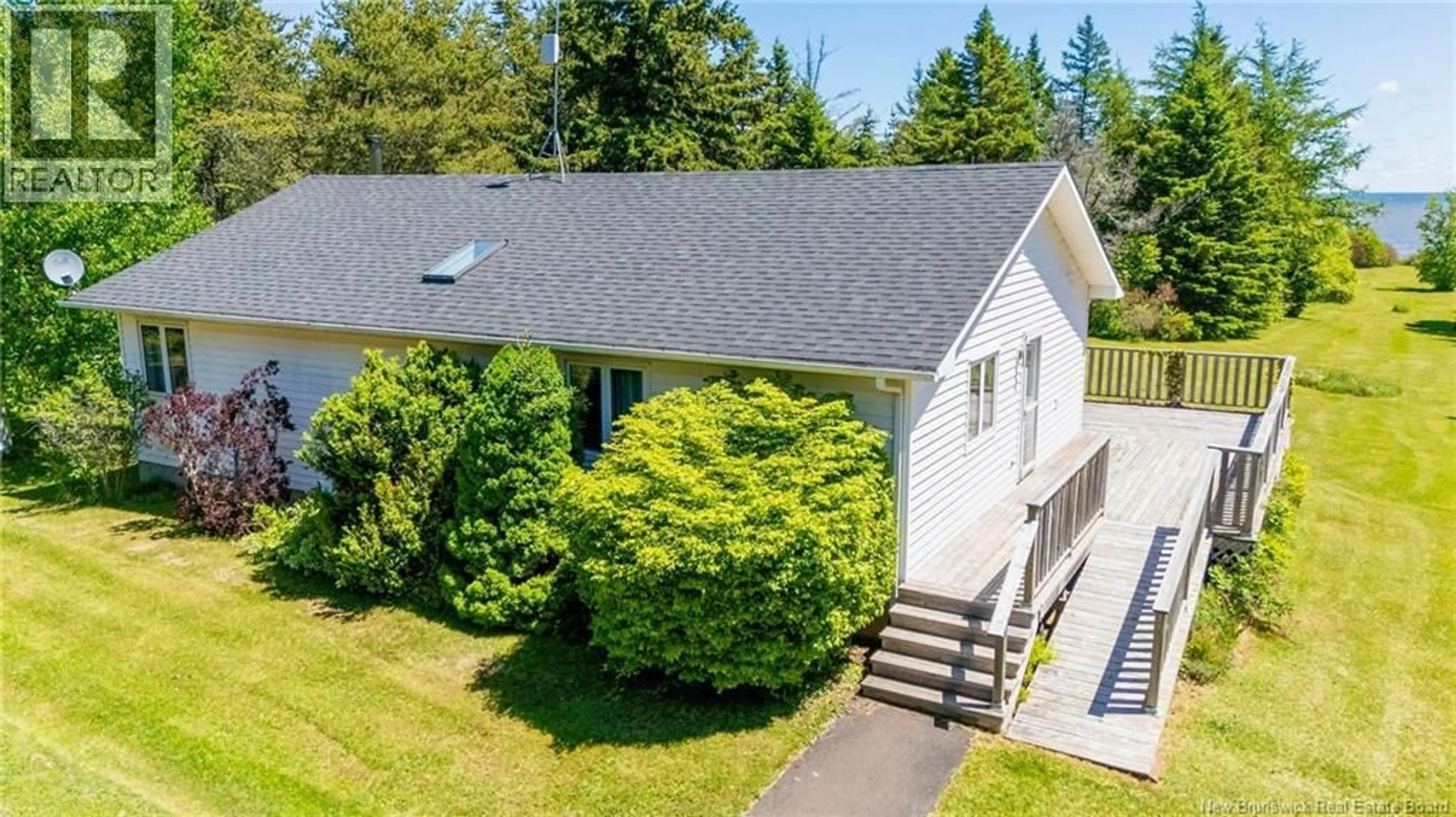 A pic from outside/outdoor area/front of a property/back of a property/a pic from drone, unknown for 166 ROUTE 960, Cape Tormentine New Brunswick E4M2C6
