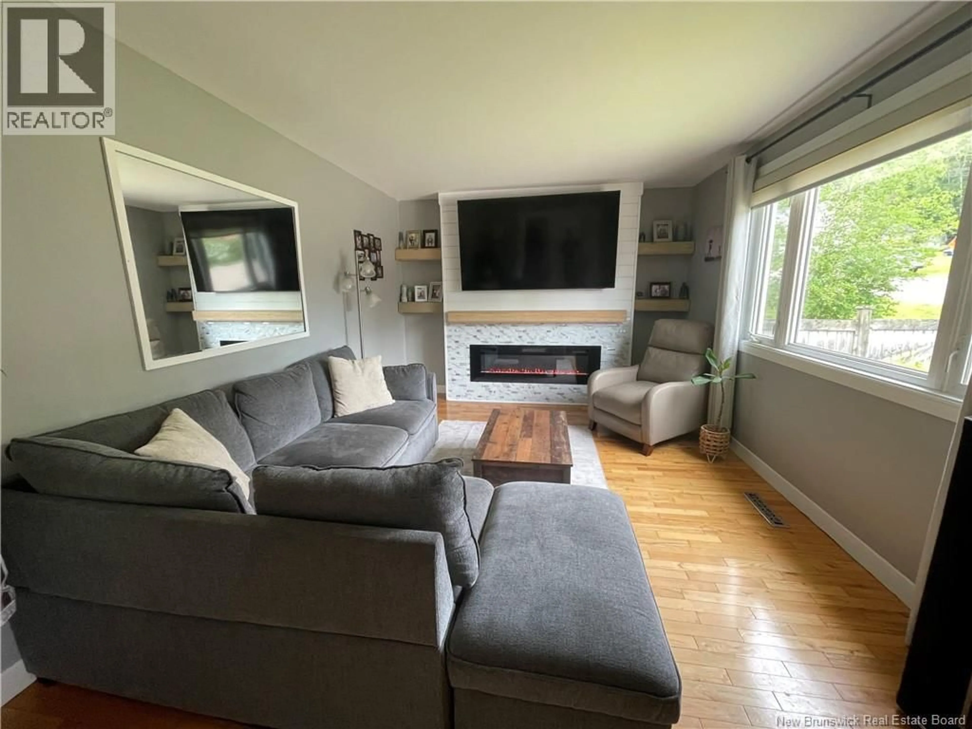 Living room with furniture, wood/laminate floor for 222 WEDGEWOOD, Riverview New Brunswick E1B2E2