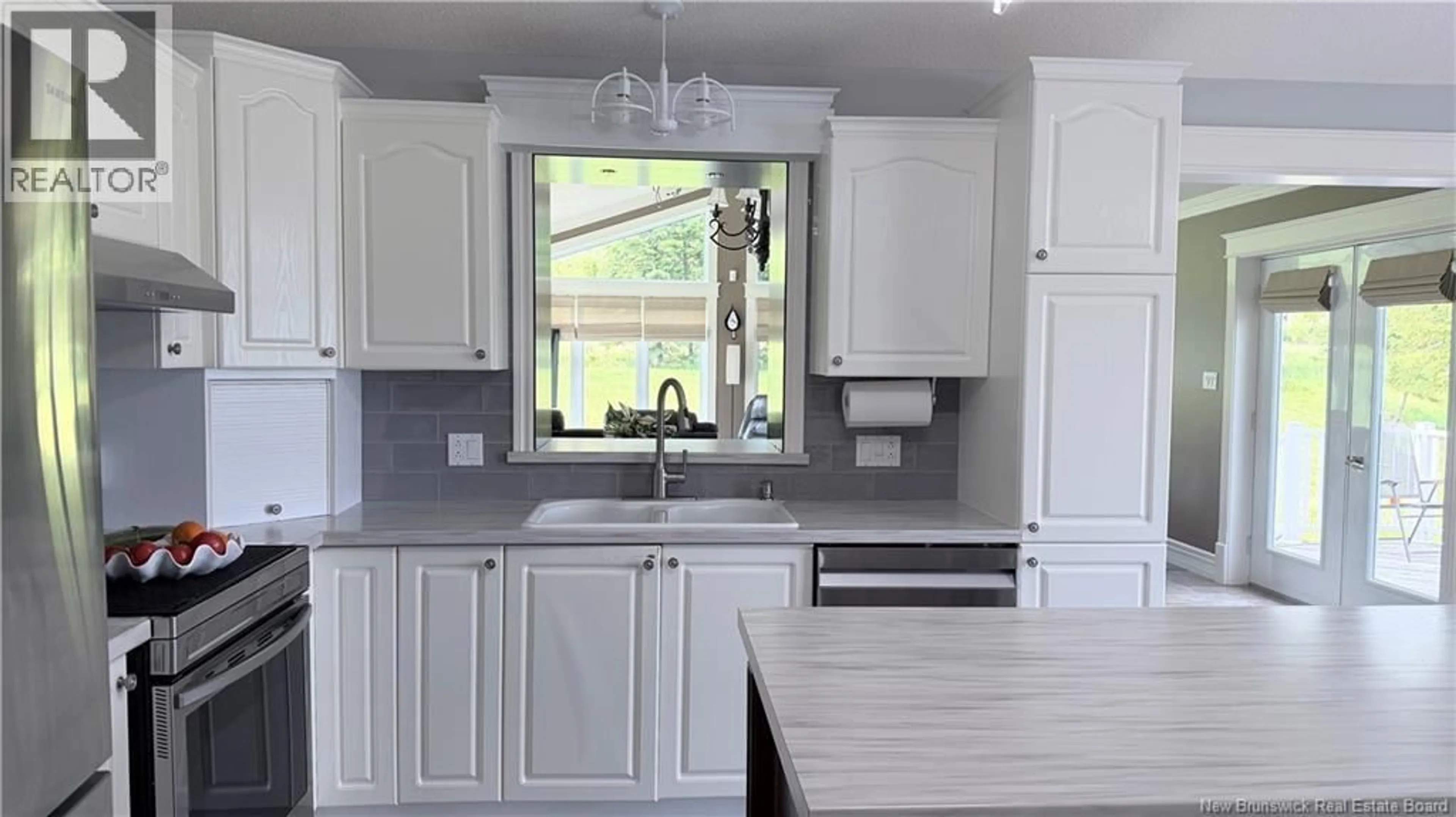 Open concept kitchen, unknown for 496 MARTIN, Sainte-Anne-De-Madawaska New Brunswick E7E1R1
