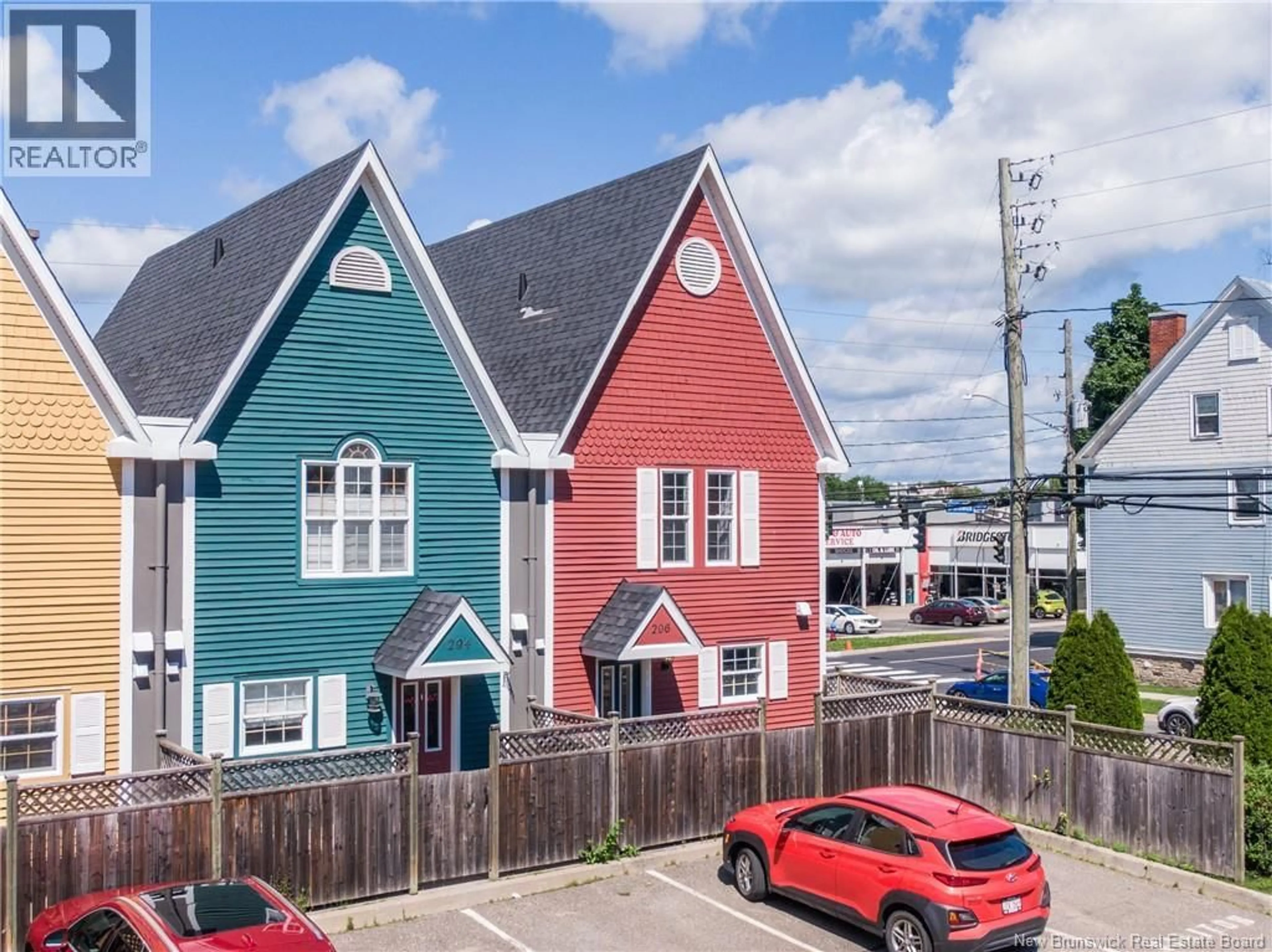 A pic from outside/outdoor area/front of a property/back of a property/a pic from drone, water/lake/river/ocean view for 296 BRUNSWICK STREET, Fredericton New Brunswick E3B1G9