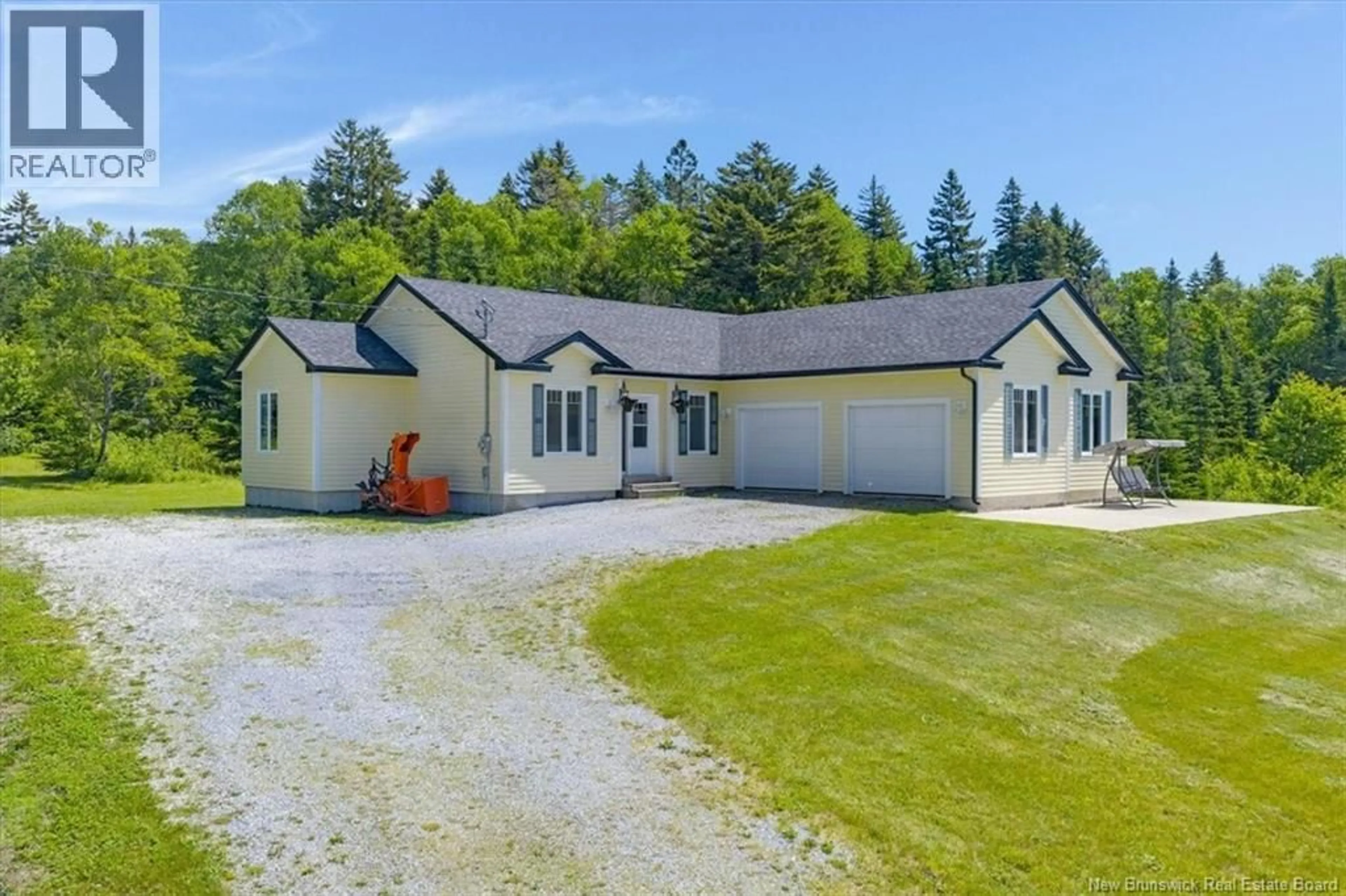 A pic from outside/outdoor area/front of a property/back of a property/a pic from drone, unknown for 2284 ROUTE 845, Bayswater New Brunswick E5S1L3