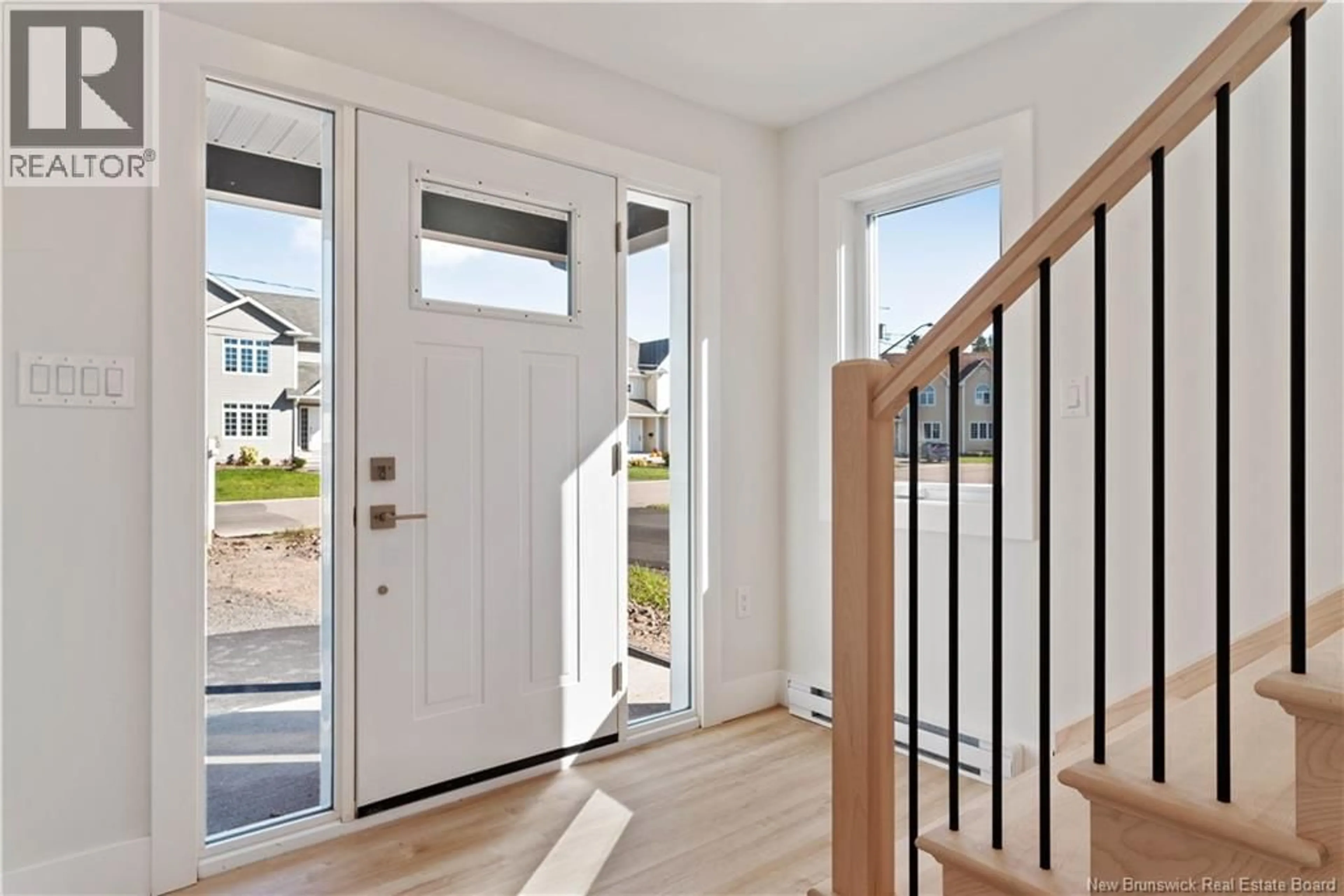 Indoor entryway for 17 CELESTIN, Dieppe New Brunswick E1A0K2