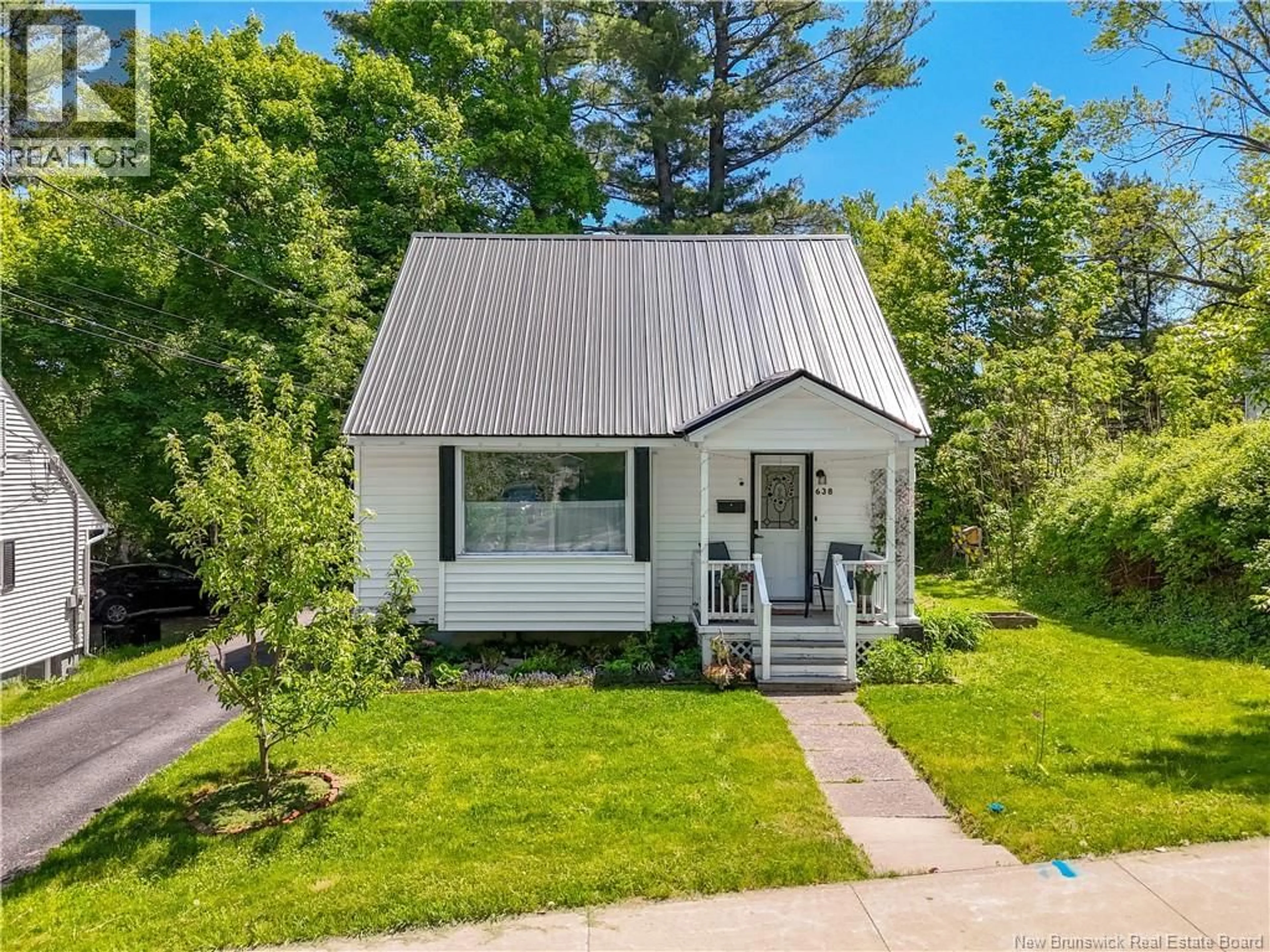 Unknown for 638 HANSON STREET, Fredericton New Brunswick E3B3Z9