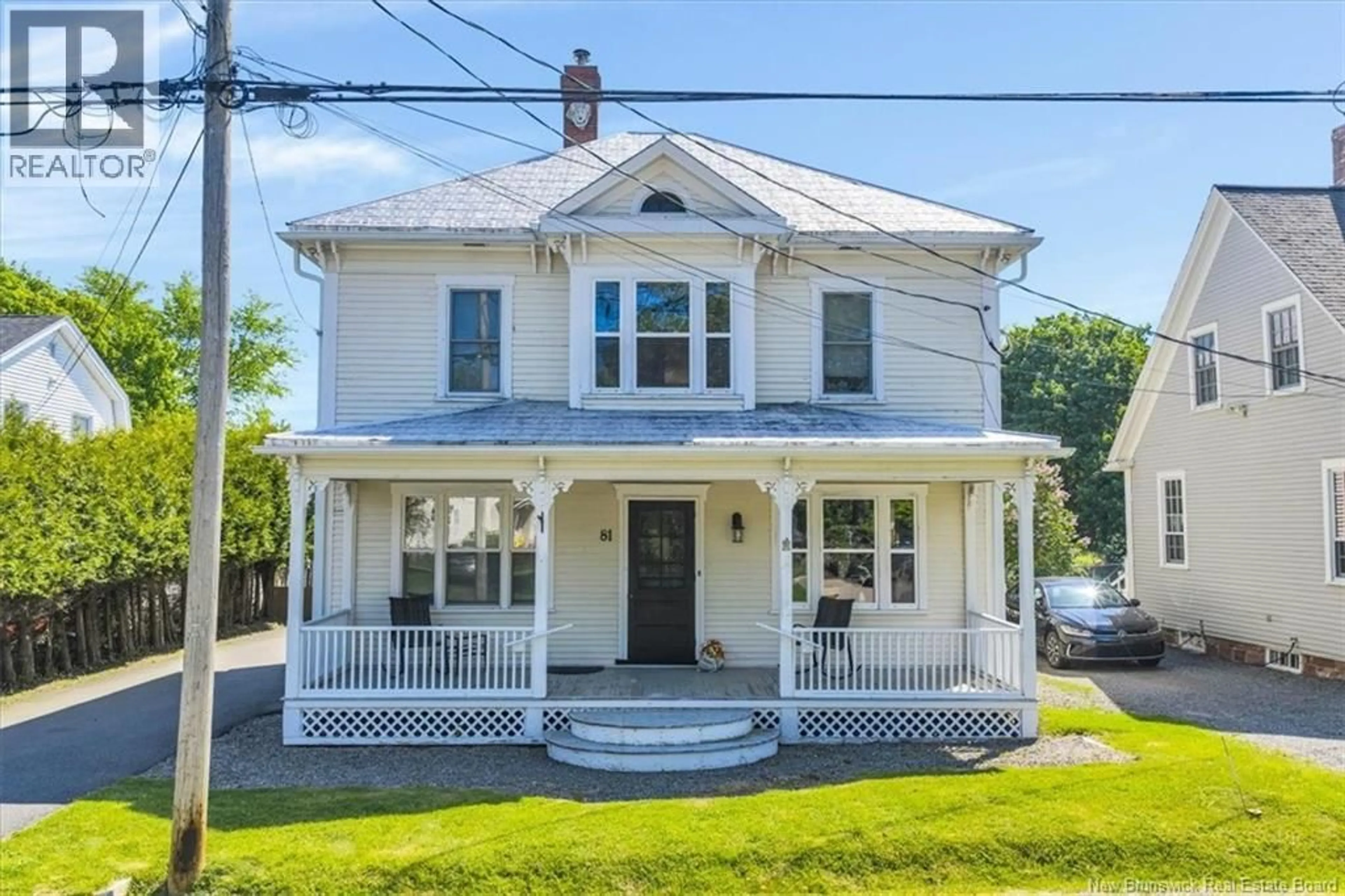 Home with vinyl exterior material, street for 81 QUEEN STREET, Saint Andrews New Brunswick E5B1C5
