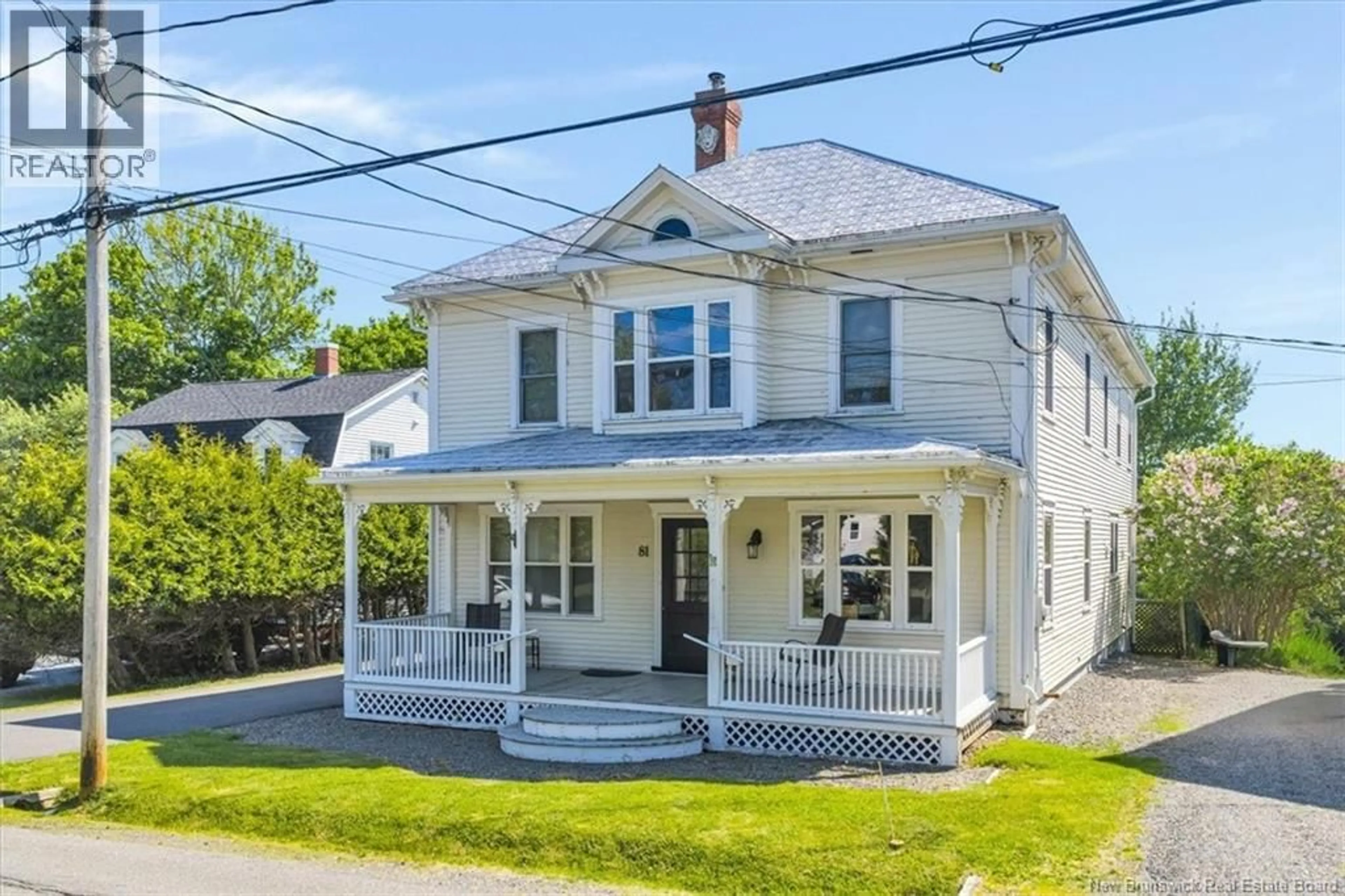 Home with vinyl exterior material, street for 81 QUEEN STREET, Saint Andrews New Brunswick E5B1C5