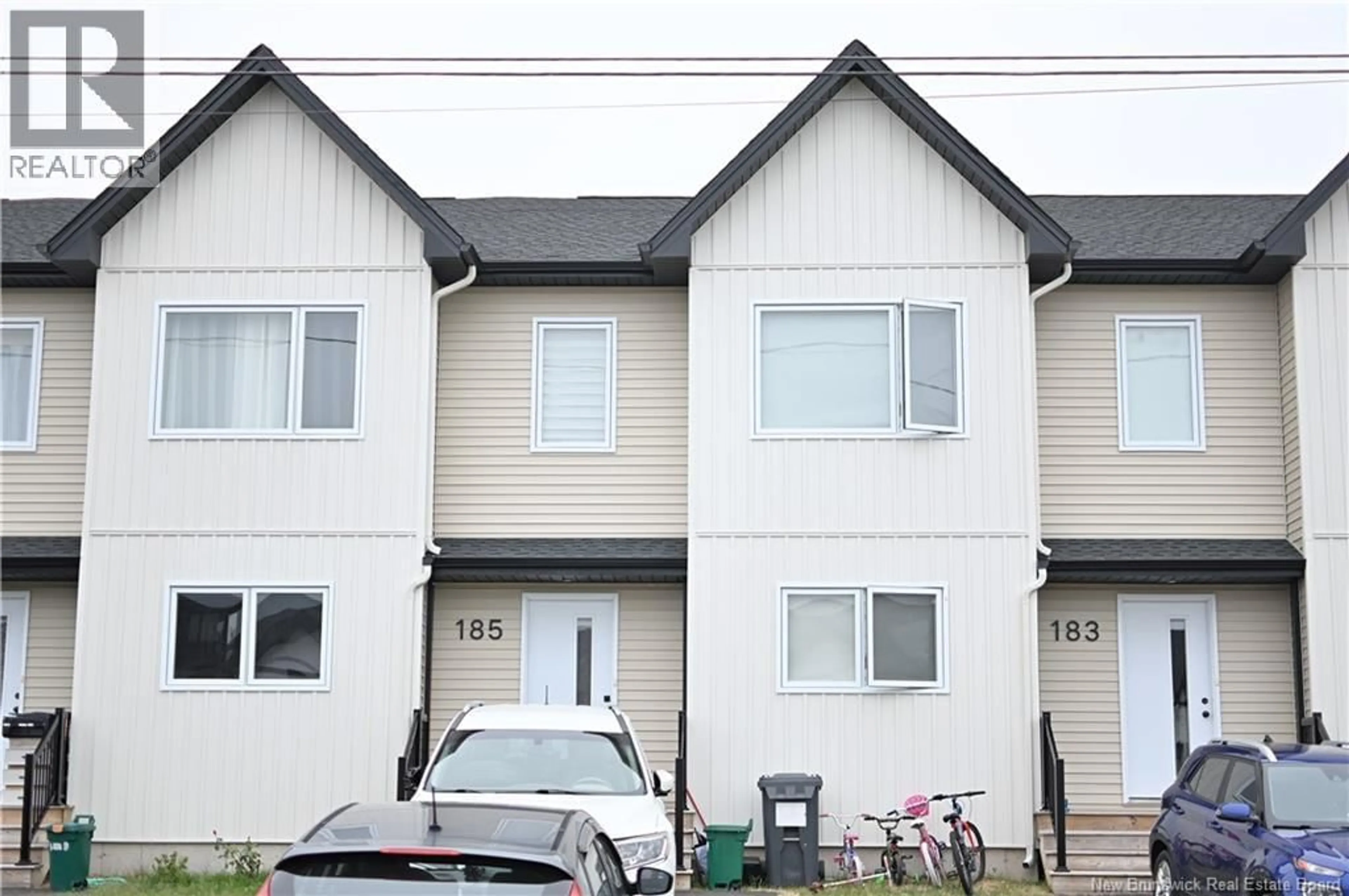 Home with vinyl exterior material, street for 185 ERNEST STREET, Dieppe New Brunswick E1A4T3