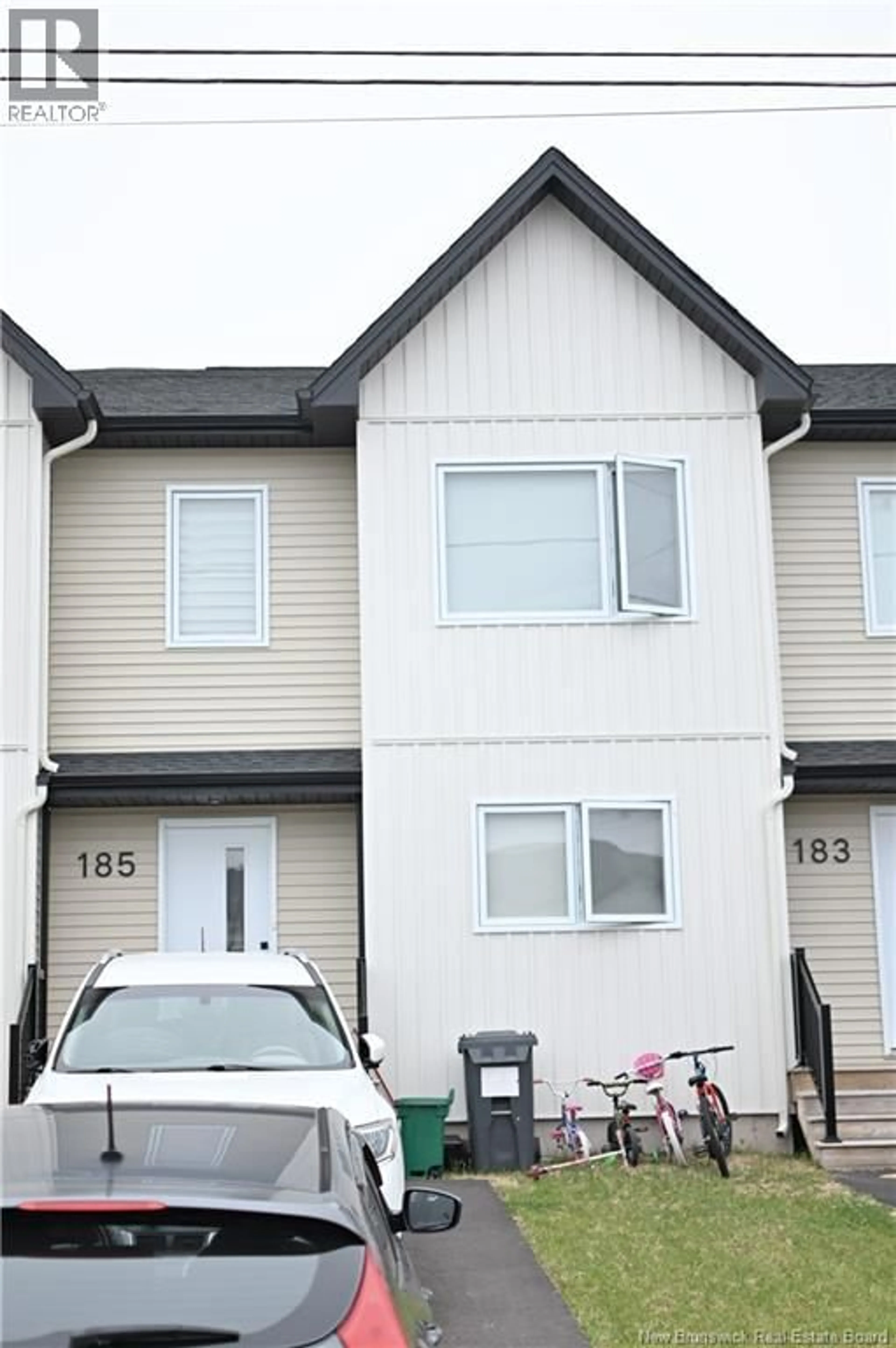 Home with vinyl exterior material, street for 185 ERNEST STREET, Dieppe New Brunswick E1A4T3
