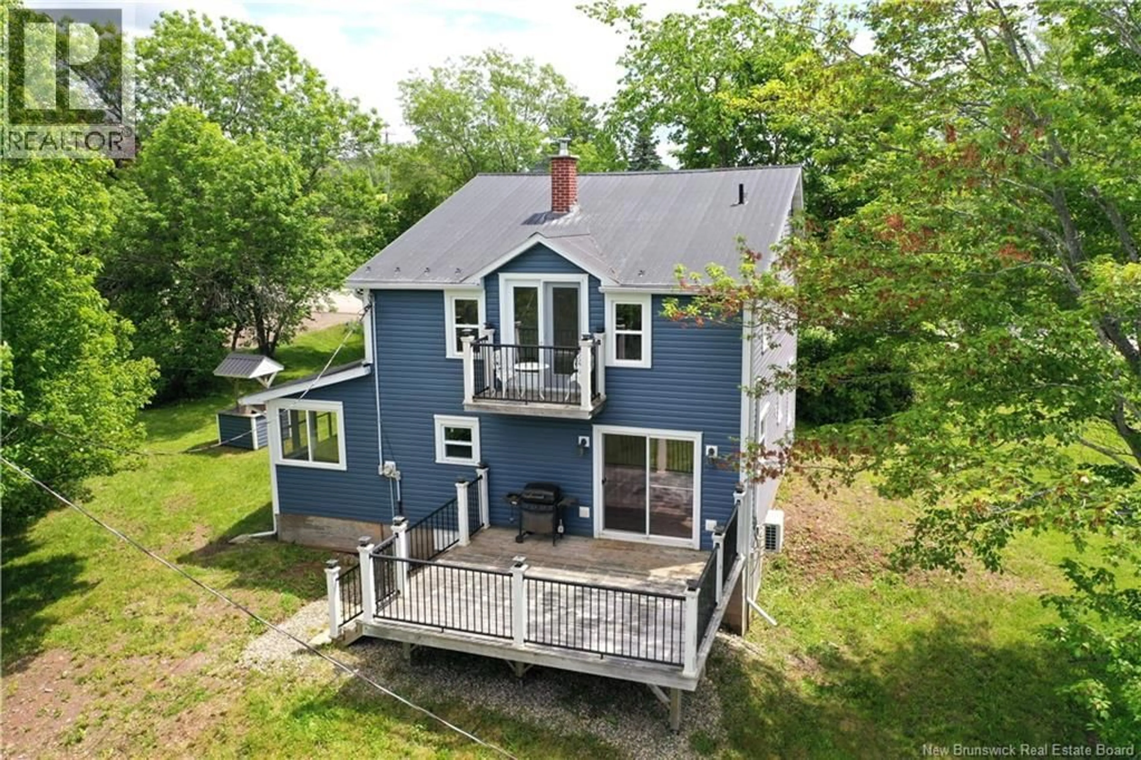 A pic from outside/outdoor area/front of a property/back of a property/a pic from drone, water/lake/river/ocean view for 6633 ROUTE 105, Youngs Cove New Brunswick E4C2C1