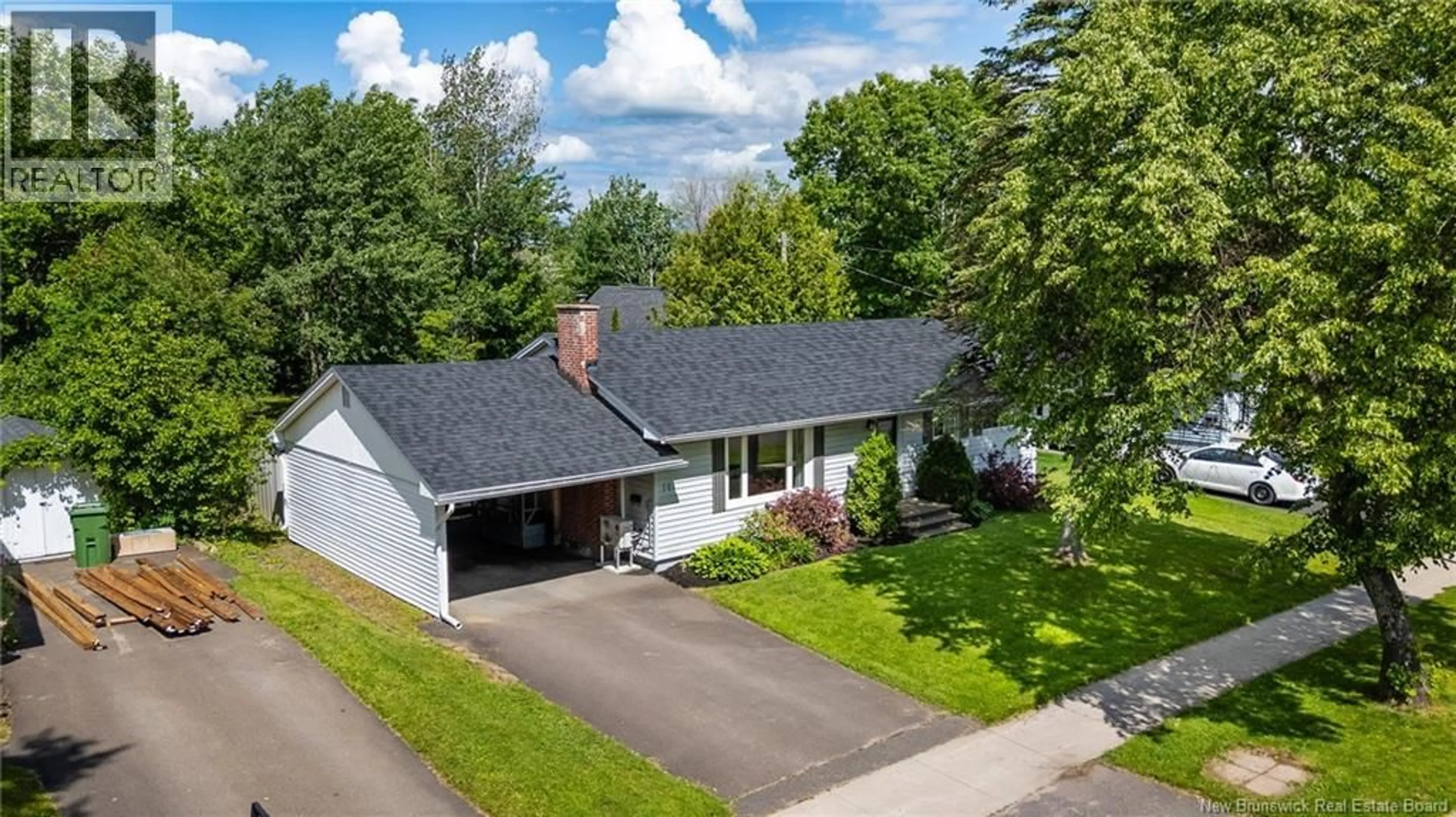 A pic from outside/outdoor area/front of a property/back of a property/a pic from drone, street for 101 DOVER CRESCENT, Fredericton New Brunswick E3B4T8