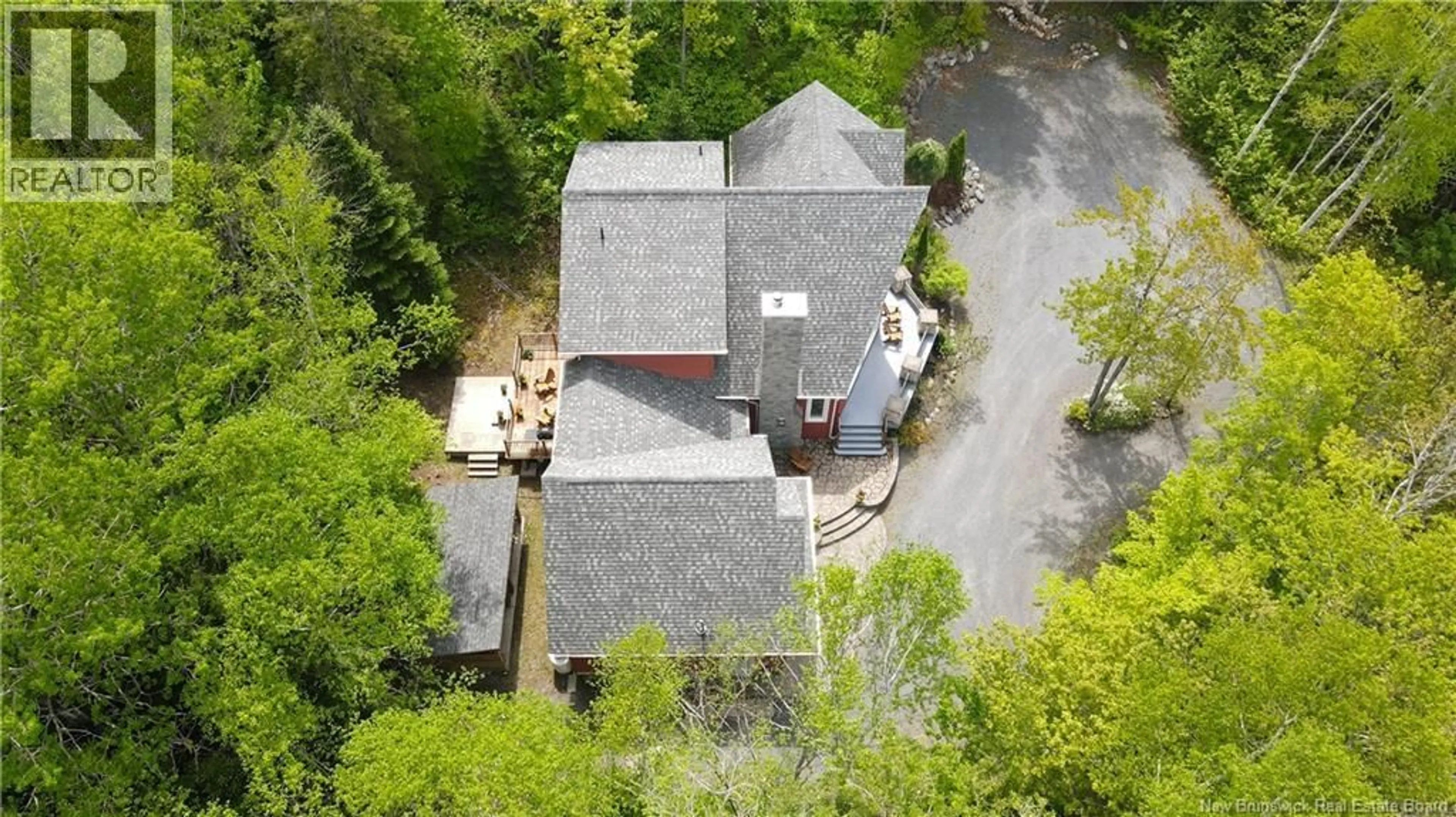 A pic from outside/outdoor area/front of a property/back of a property/a pic from drone, building for 2e - 899 SAULT ROAD, Saint-Joseph New Brunswick E7B2L3