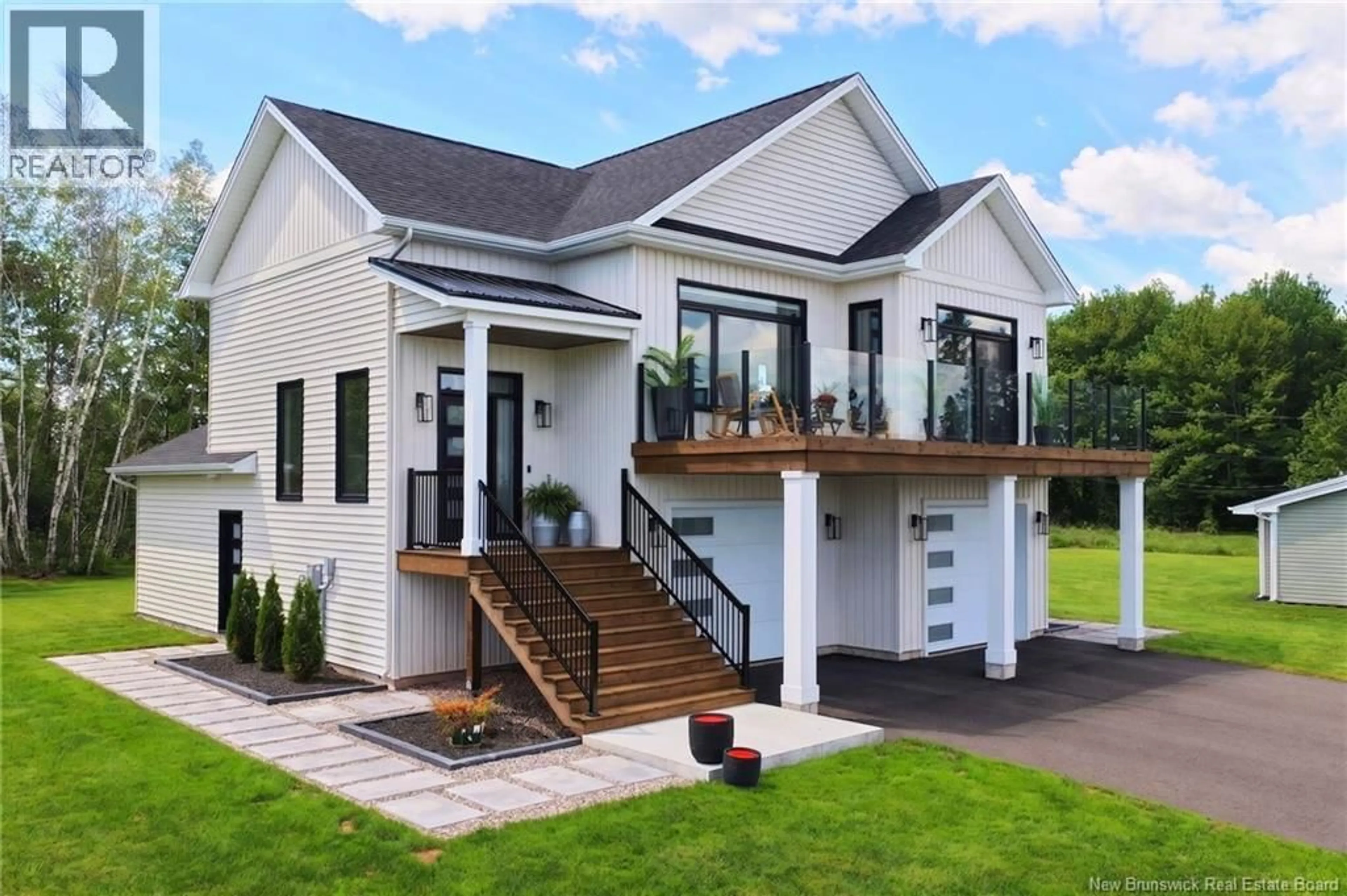 Home with vinyl exterior material, street for 367 CORNWALL ROAD, Shediac New Brunswick E4P1N9