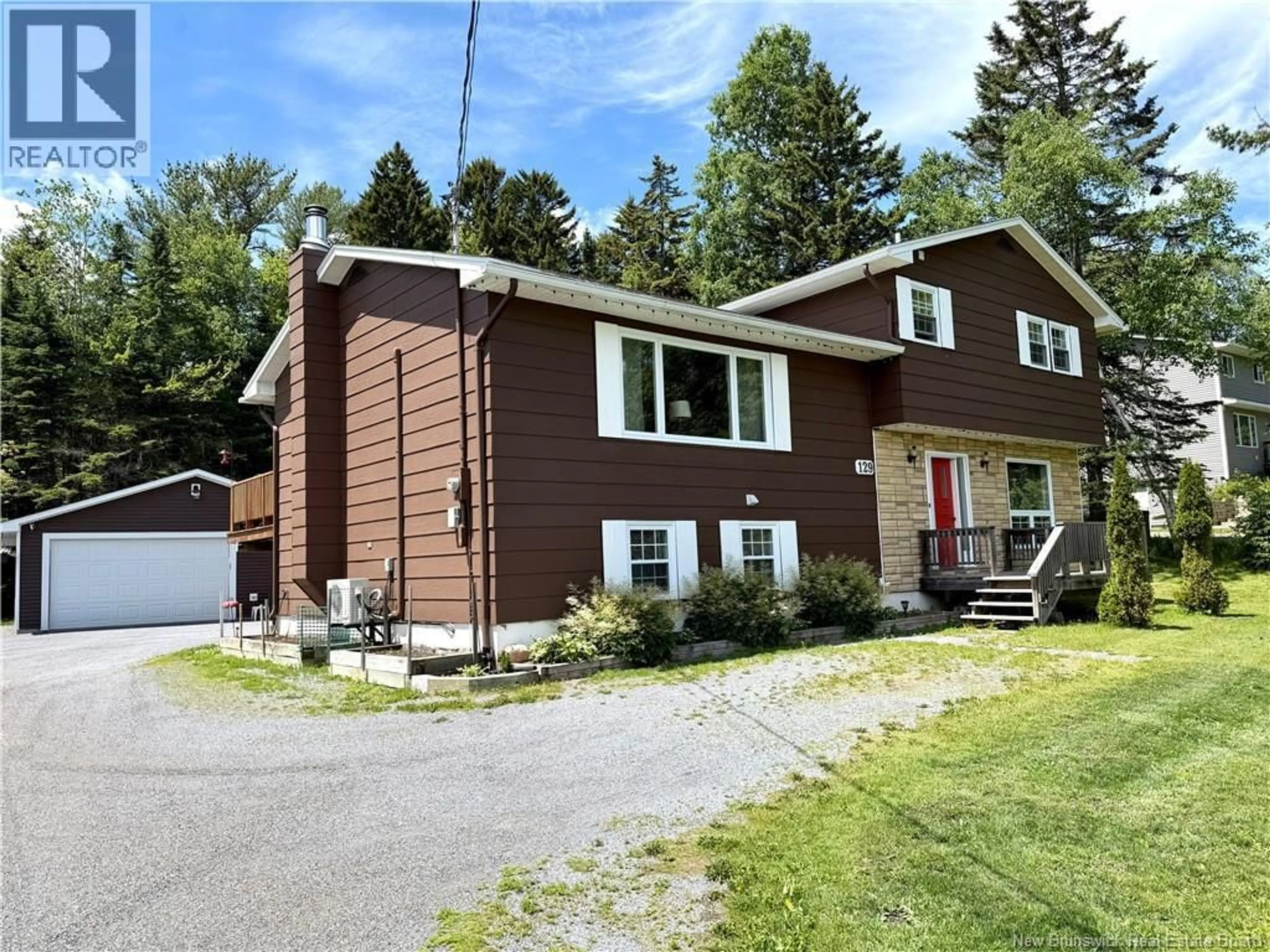 Home with vinyl exterior material, street for 129 INGLEWOOD DRIVE, Grand Bay-Westfield New Brunswick E5K2E4