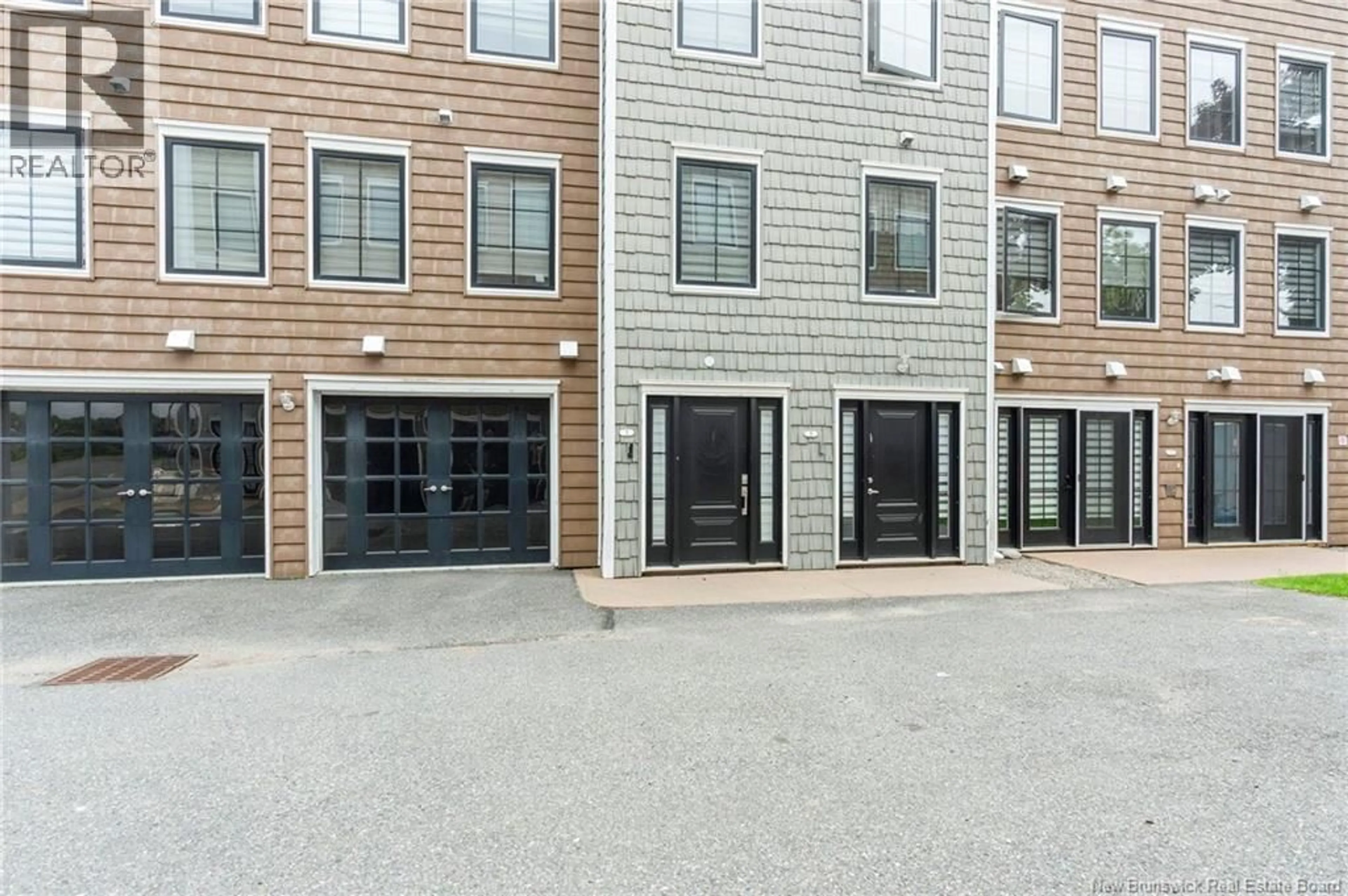 Unknown for 3 CATHEDRAL LANE, Saint John New Brunswick E2L0E7
