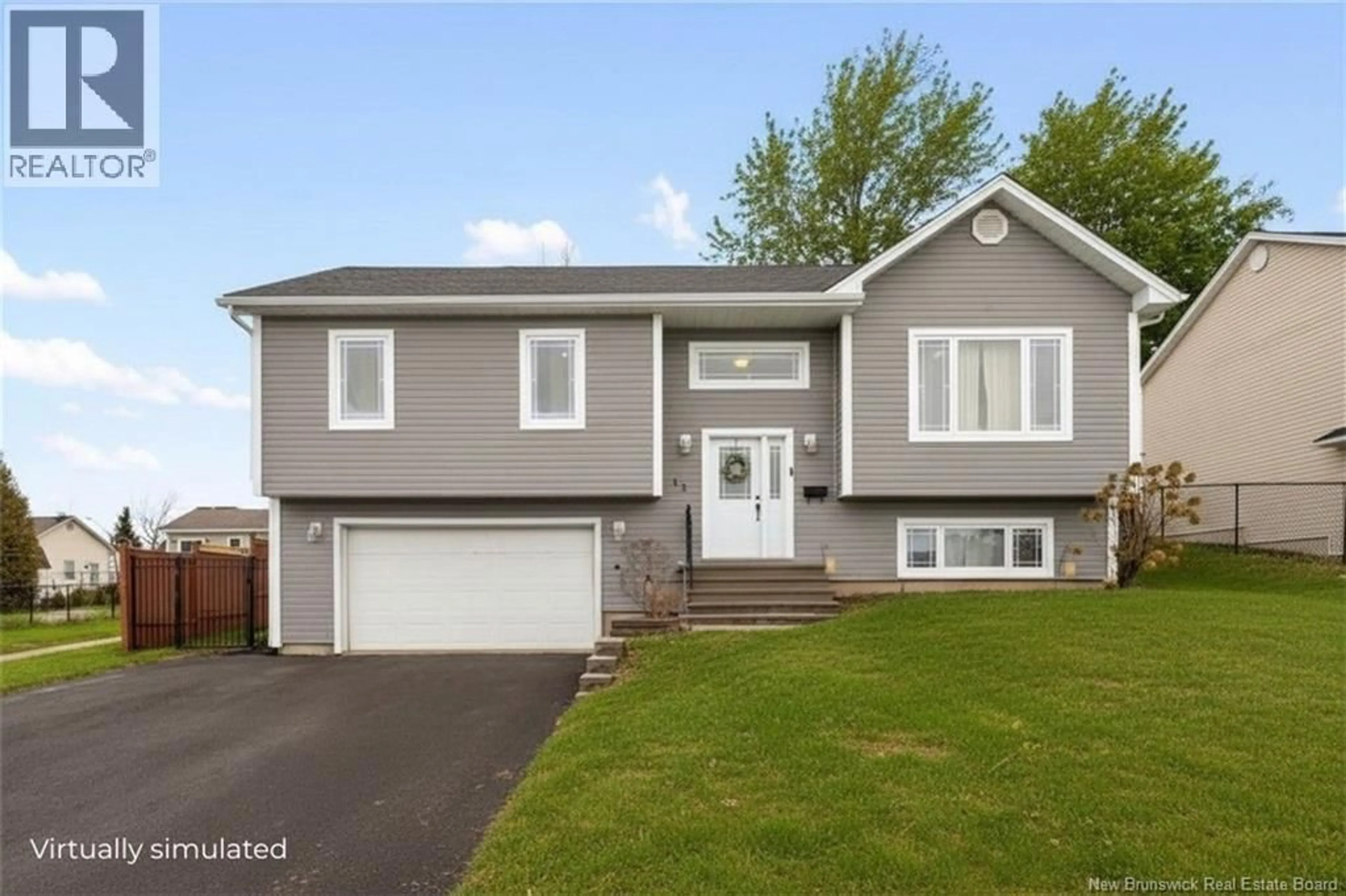 Home with vinyl exterior material, street for 13 HARRIS STREET, Oromocto New Brunswick E2V0A7