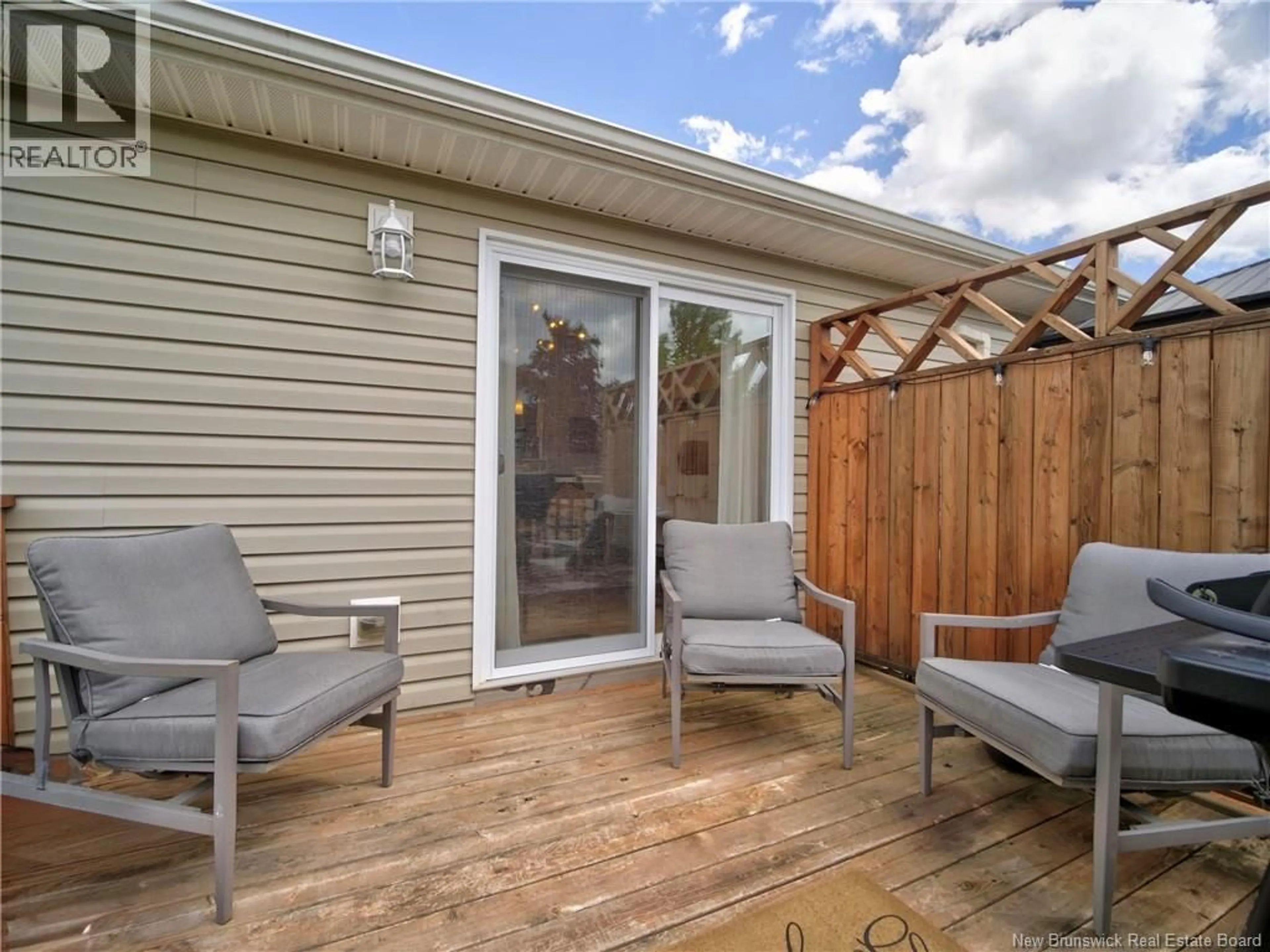 Patio, street for 76 GOLDEN STREET, Moncton New Brunswick E1G0M6