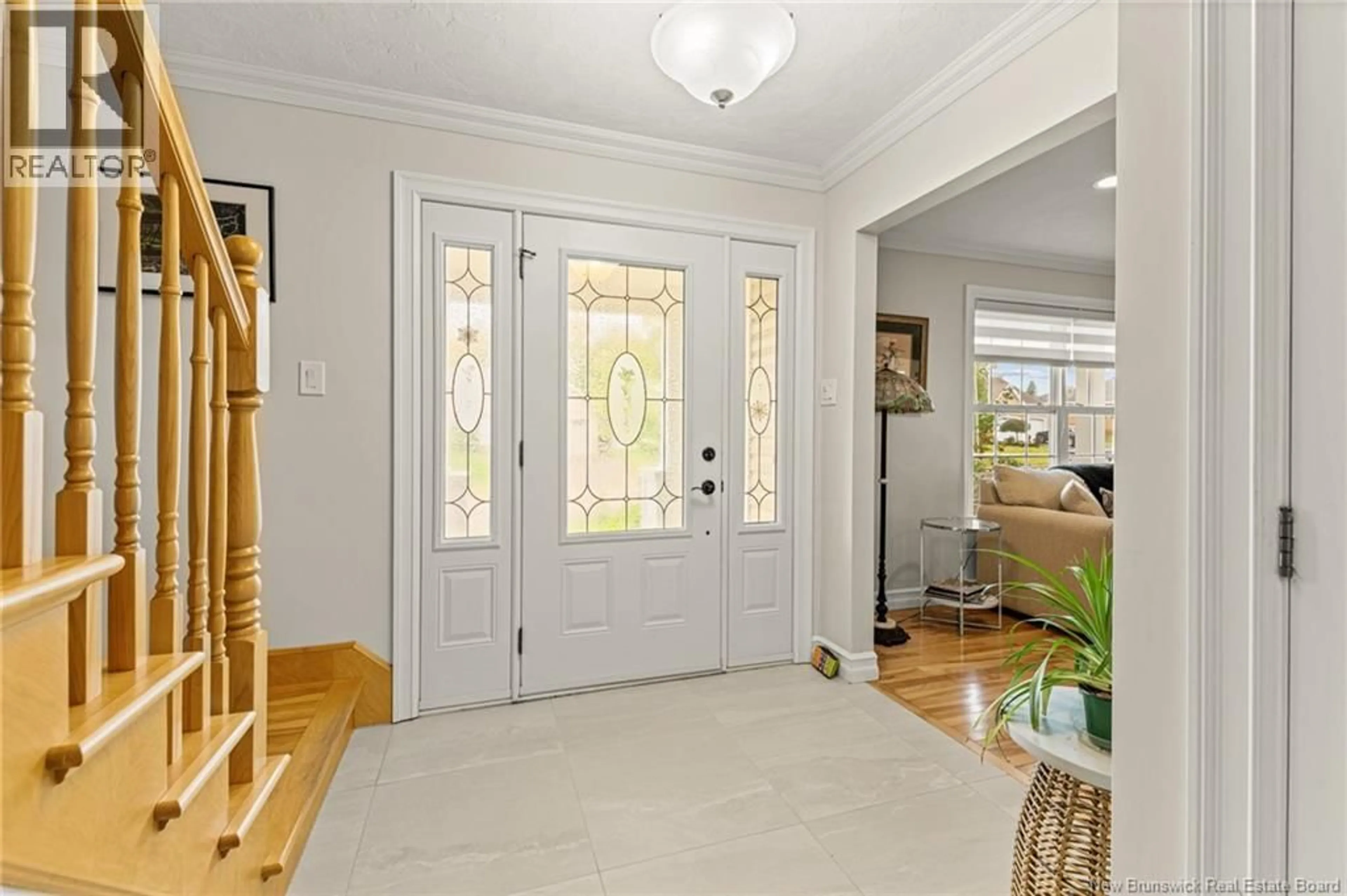 Indoor entryway for 11 DESROSIERS, Dieppe New Brunswick E1A7W5