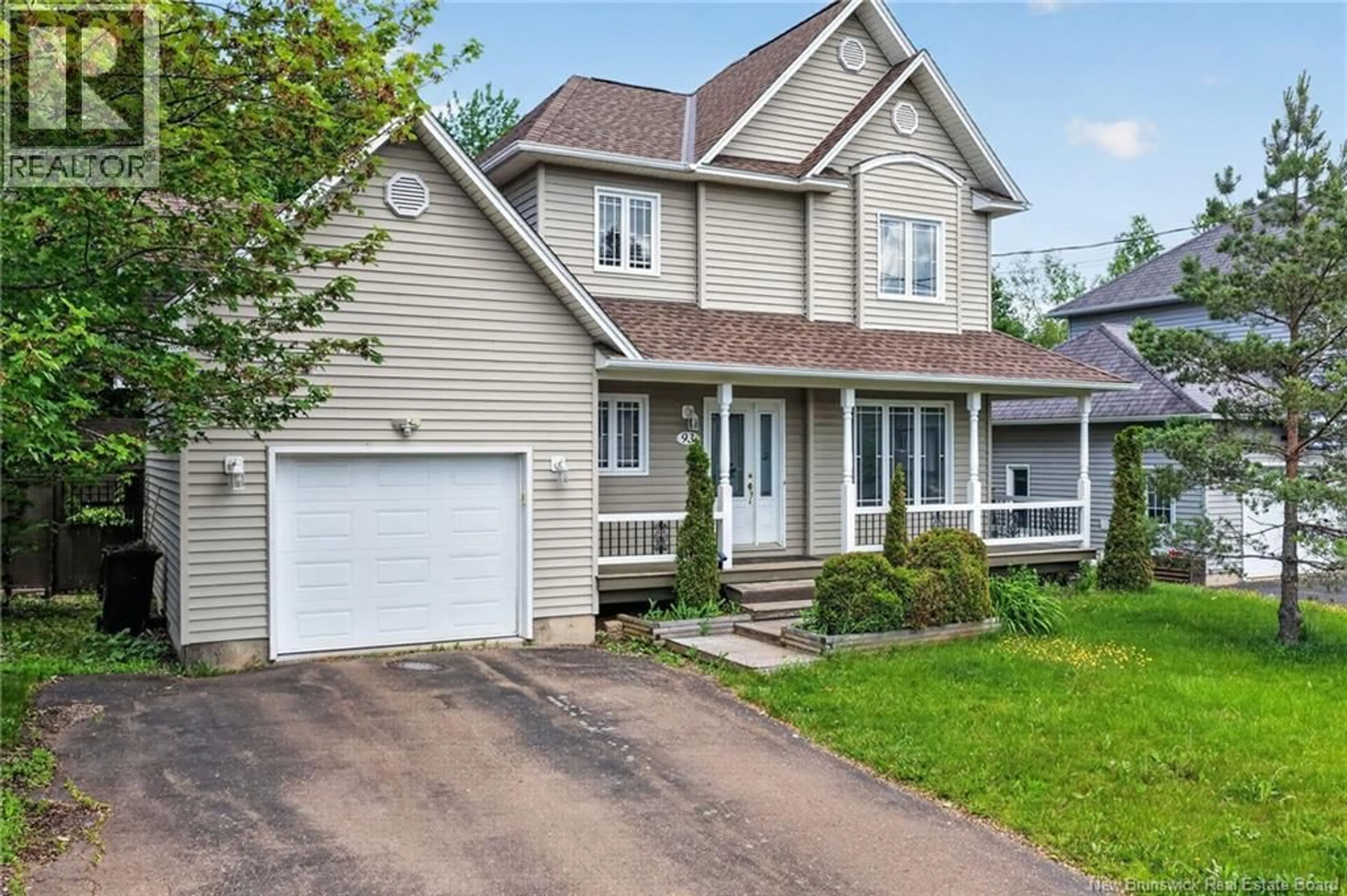 Home with vinyl exterior material, street for 93 SHANNON, Moncton New Brunswick E1G4X6
