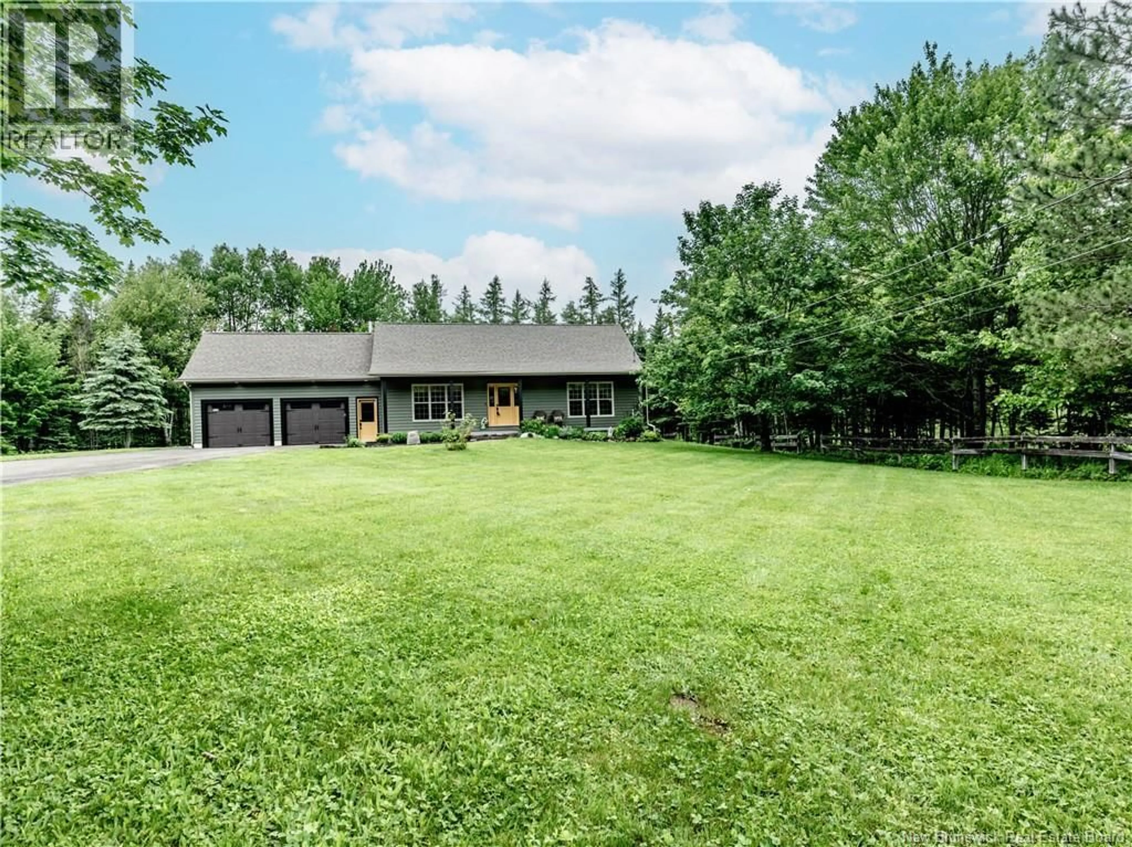 A pic from outside/outdoor area/front of a property/back of a property/a pic from drone, unknown for 1580 MELANSON, Dieppe New Brunswick E1H2B8