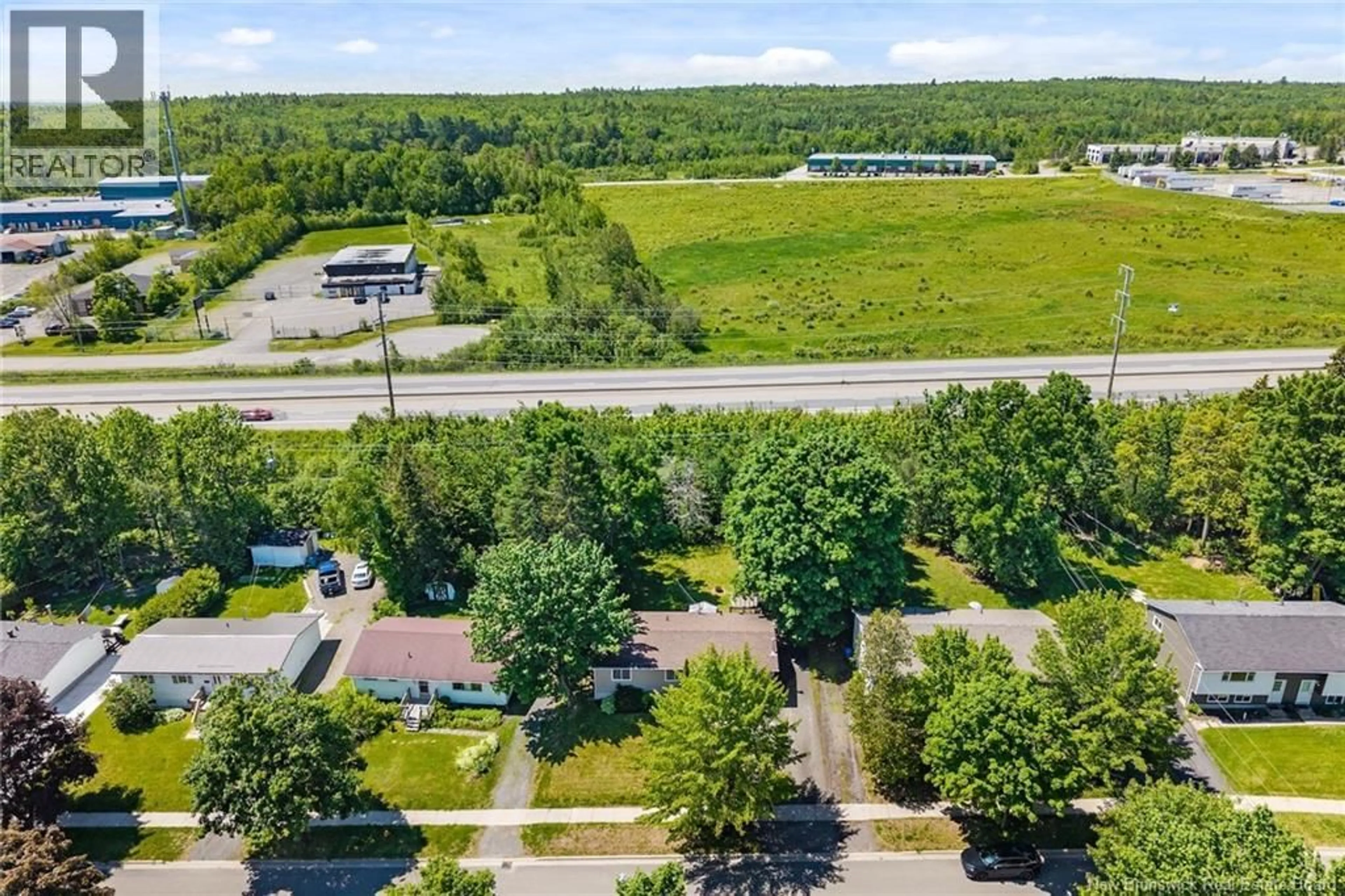 A pic from outside/outdoor area/front of a property/back of a property/a pic from drone, unknown for 160 TILLEY DRIVE, Fredericton New Brunswick E3B5L1