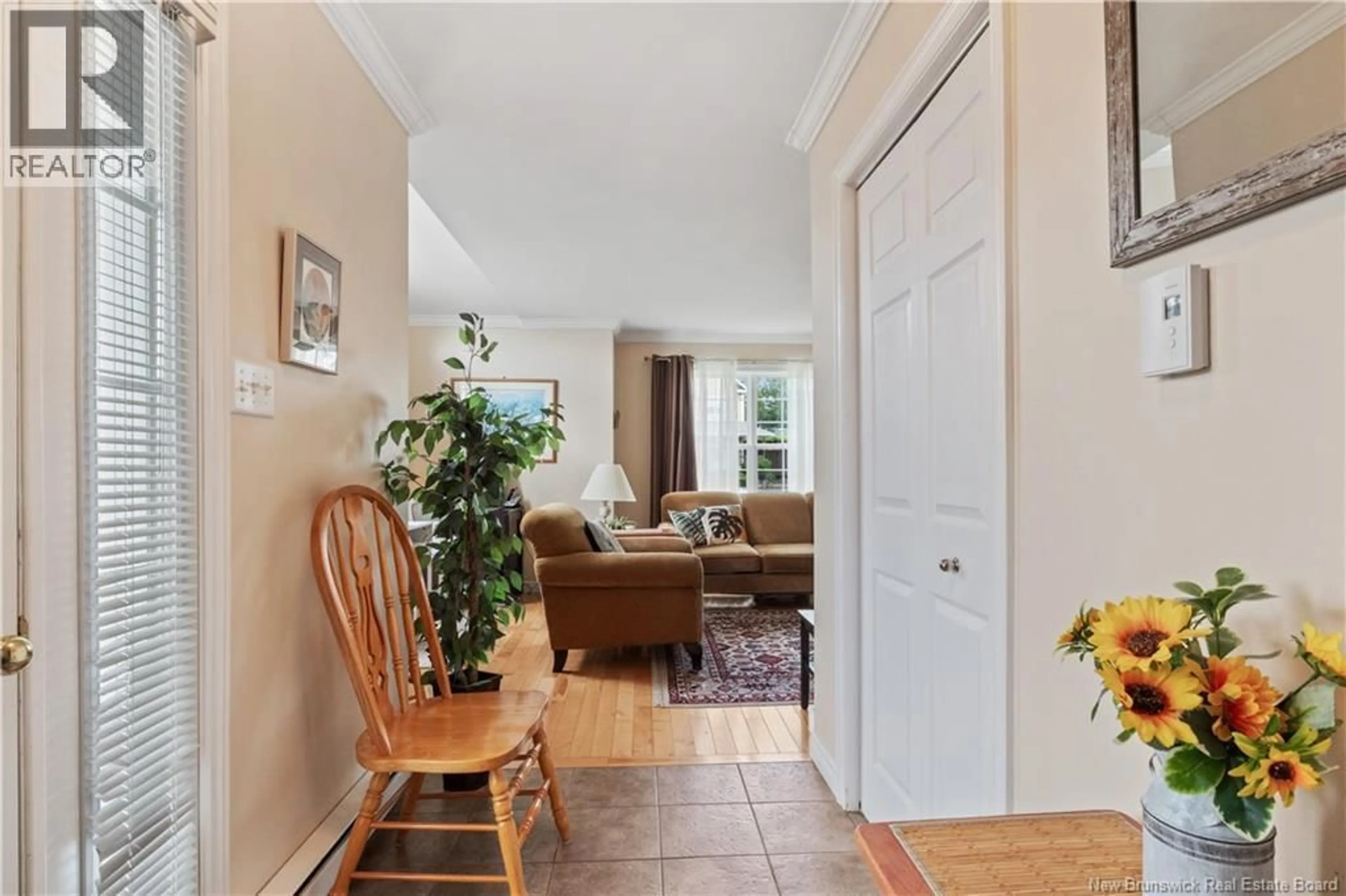 Indoor entryway for 49 CHARDONNAY, Dieppe New Brunswick E1A8V7