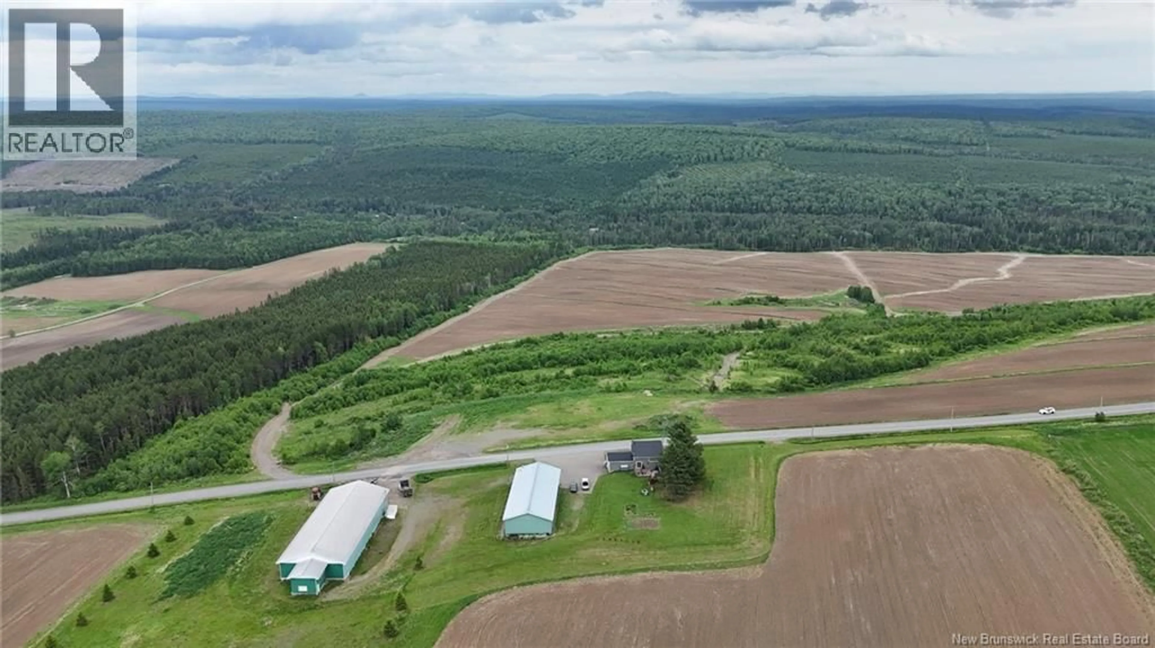 A pic from outside/outdoor area/front of a property/back of a property/a pic from drone, unknown for 770 MONTAGNE A COMEAU, Saint-André New Brunswick E3Y3G5