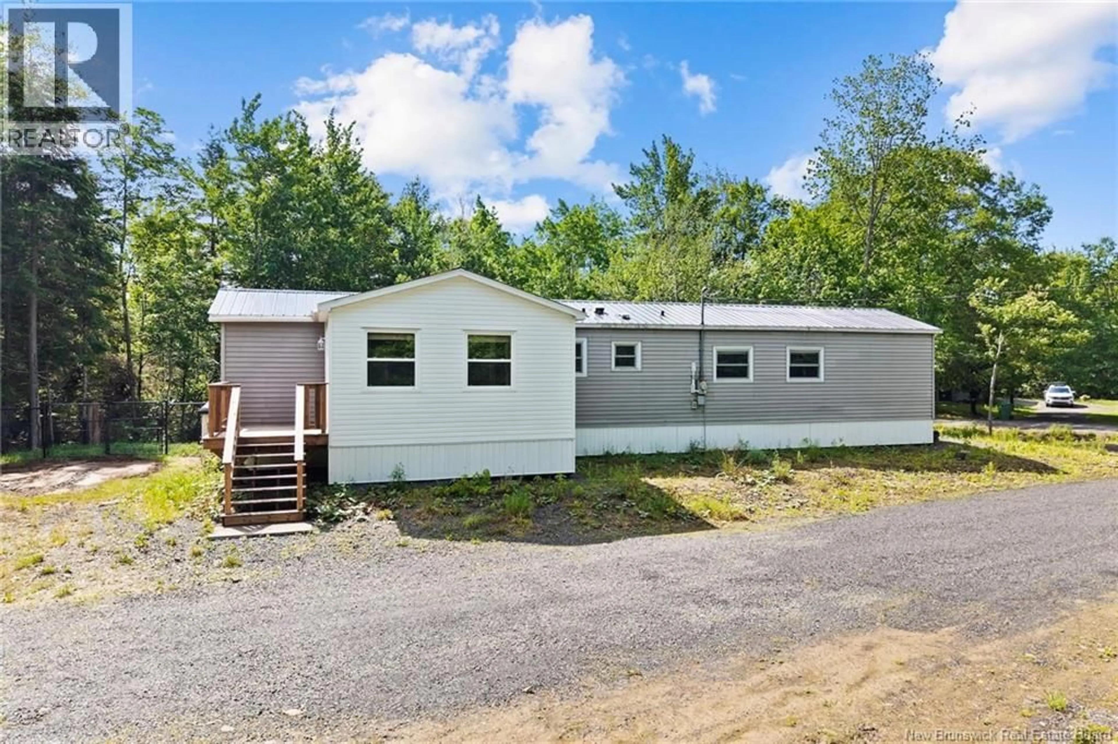 Home with vinyl exterior material, unknown for 9 BOOTH ROAD, Newcastle Creek New Brunswick E4B2H9