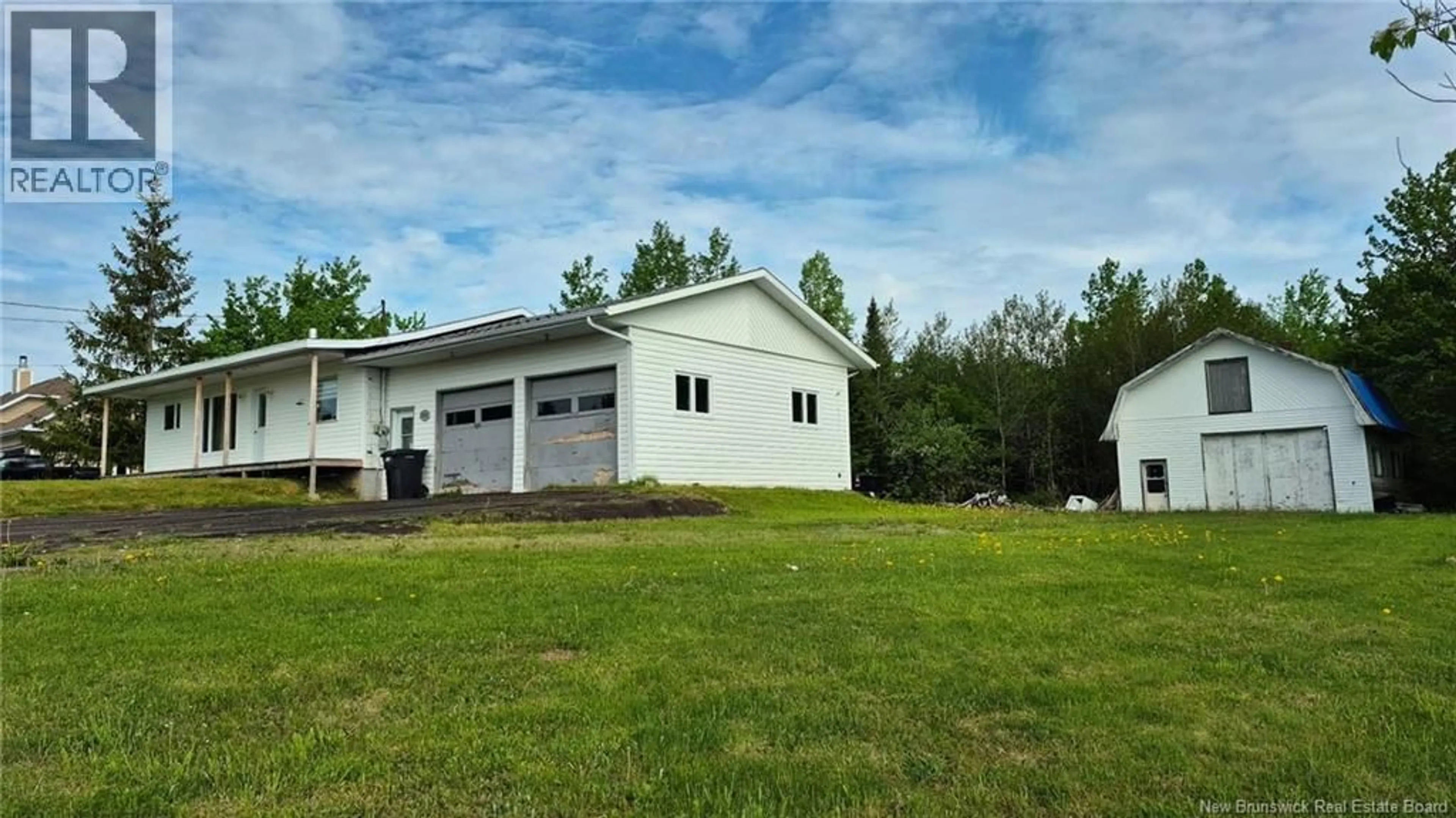 Indoor garage for 1373 ROUTE 275, Saint-Arthur New Brunswick E3N5S8