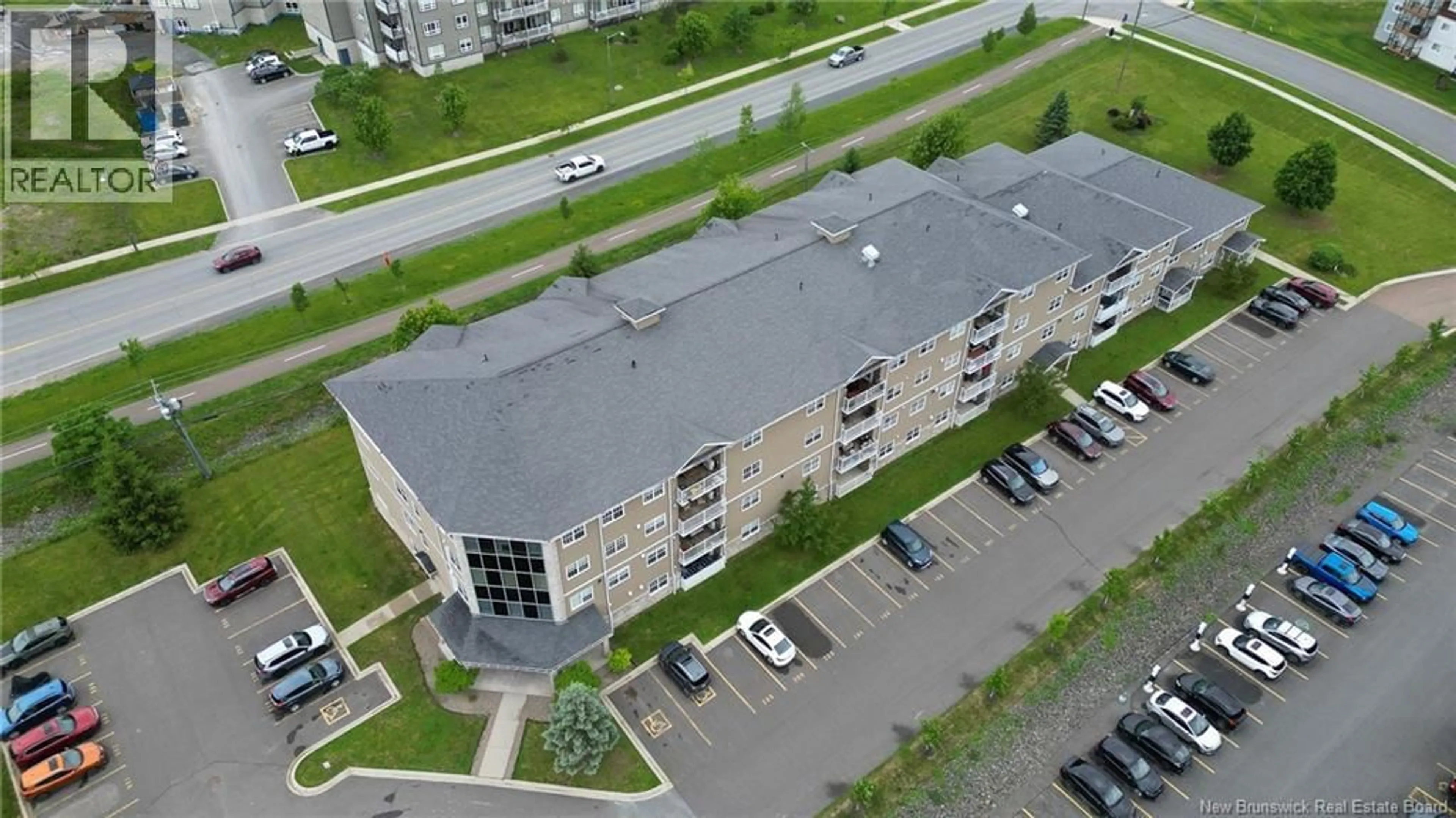 A pic from outside/outdoor area/front of a property/back of a property/a pic from drone, unknown for 301 - 700 CLIFFE STREET, Fredericton New Brunswick E3A5V2