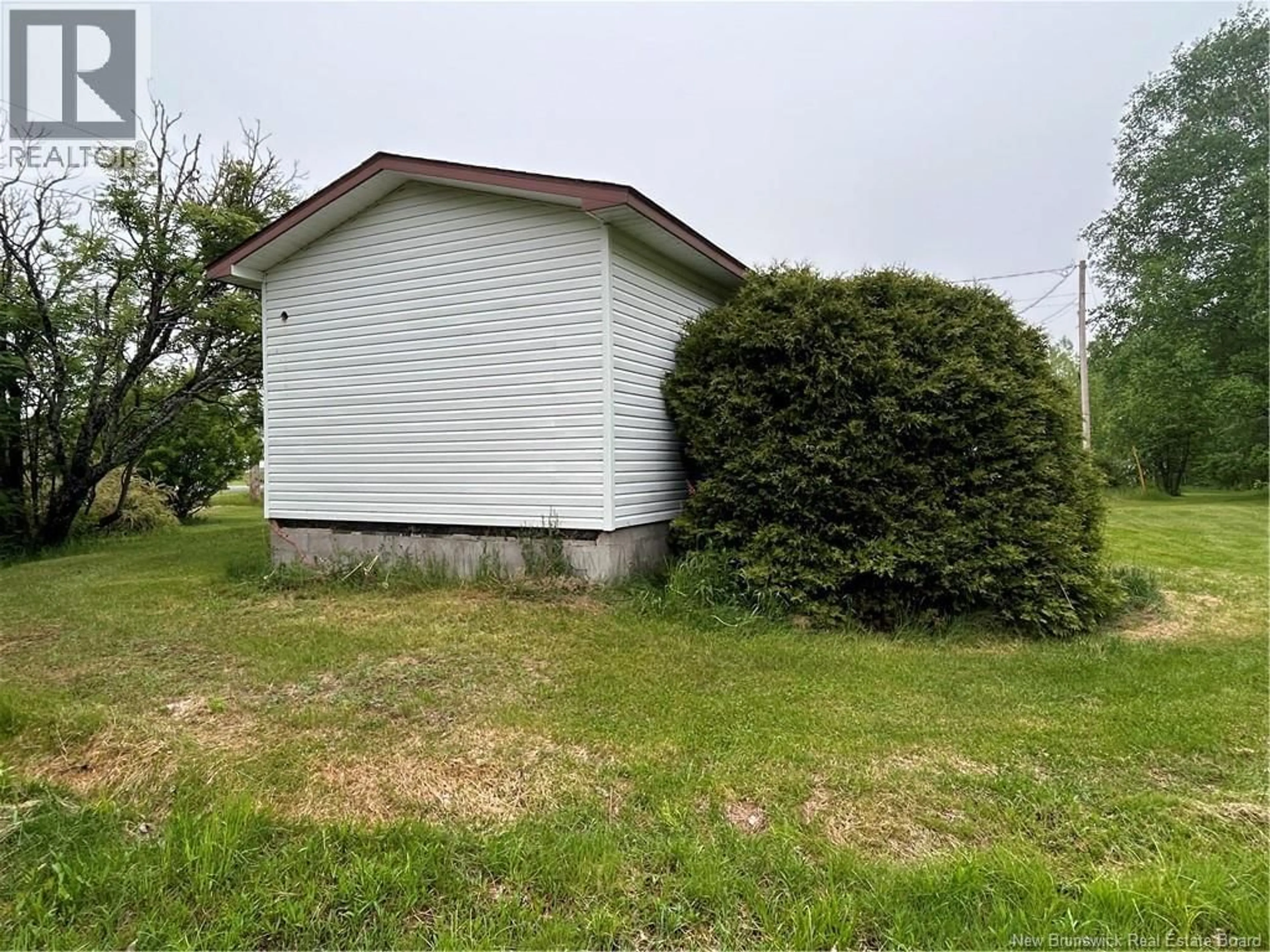 Shed for 2246 CHEMIN VAL-DOUCET, Val-Doucet New Brunswick E8R1Z6