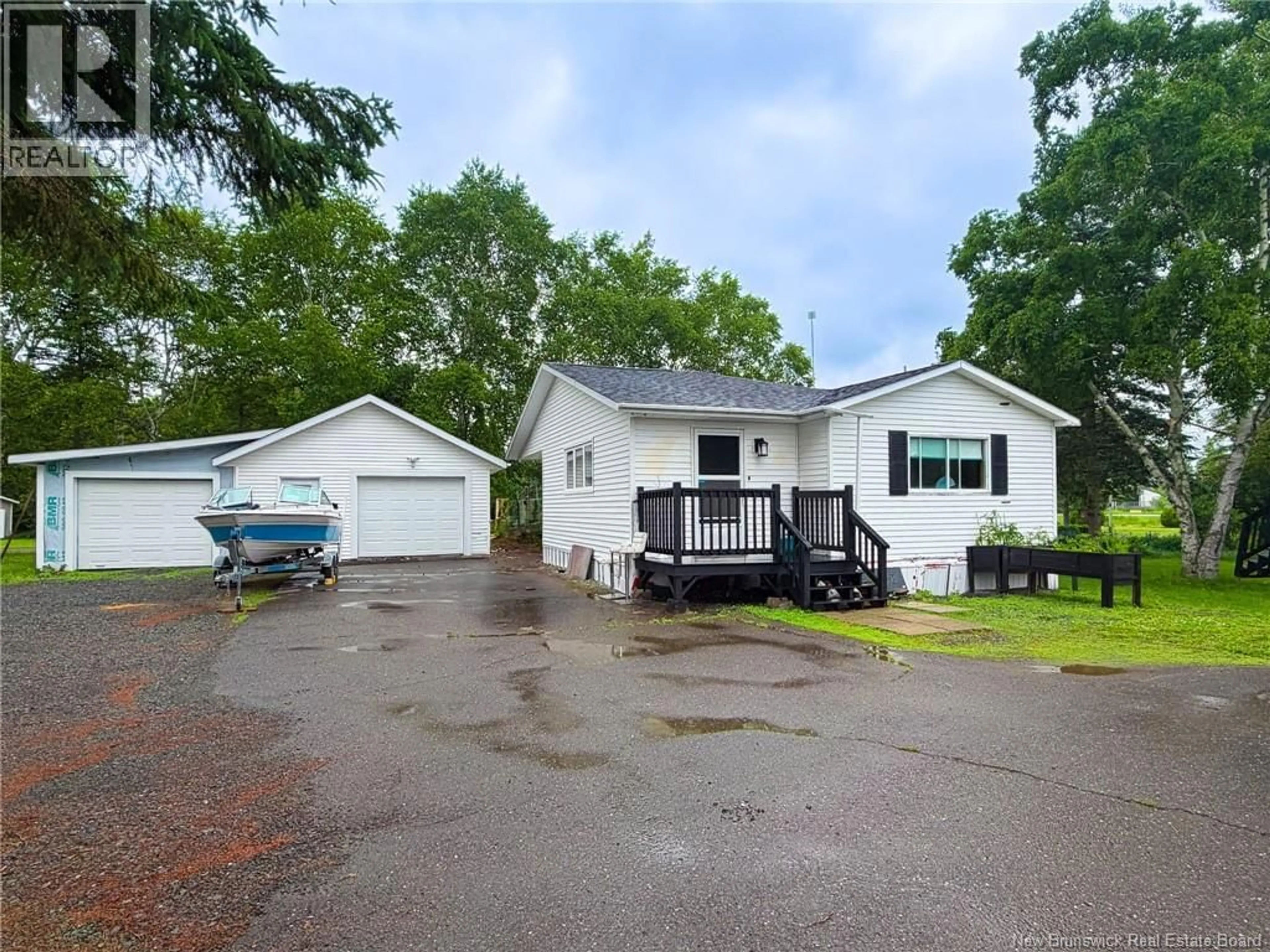 Home with vinyl exterior material, unknown for 2219 ROUTE 560, Lakeville New Brunswick E7K1T5