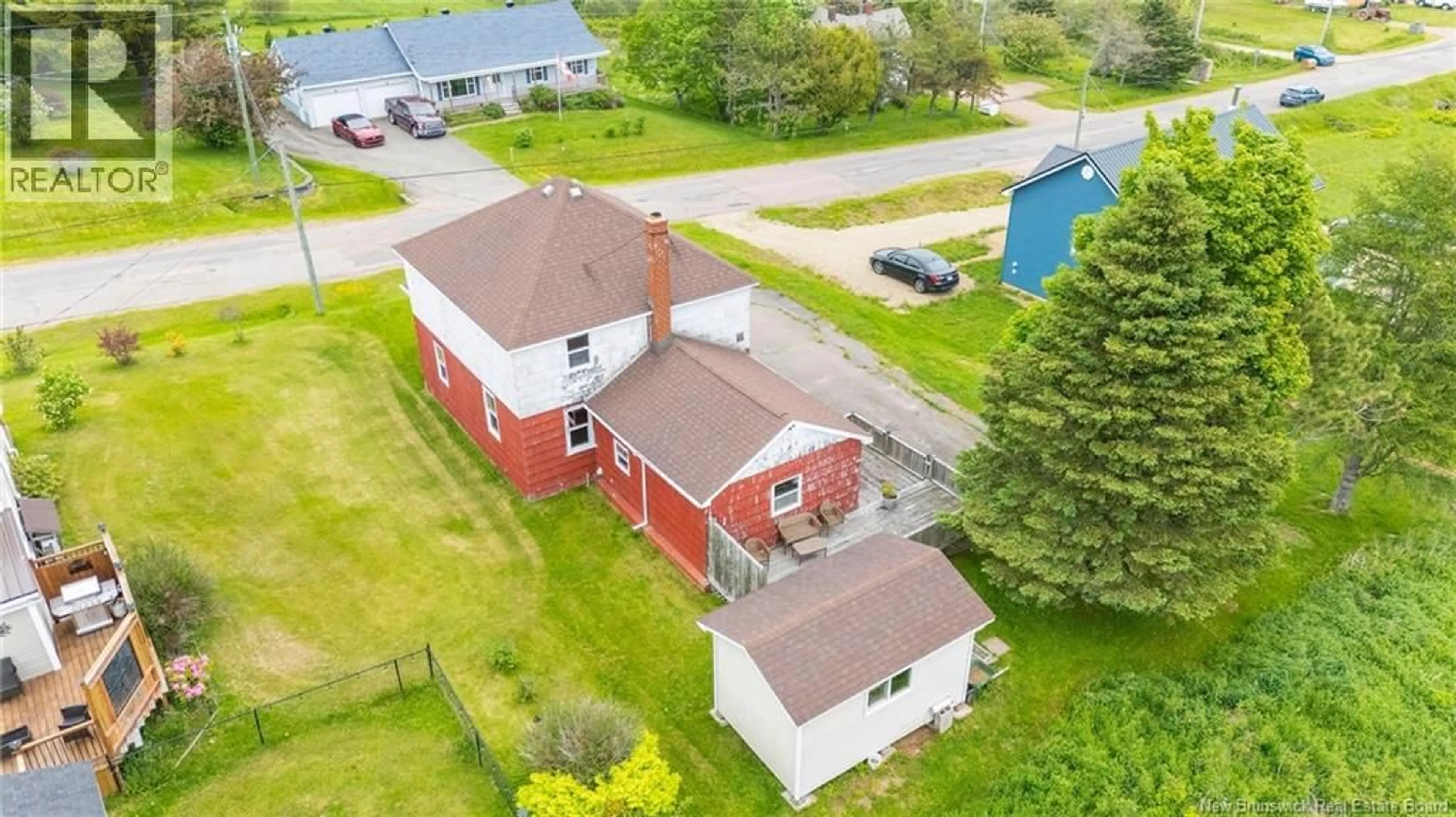 A pic from outside/outdoor area/front of a property/back of a property/a pic from drone, building for 94 FAIRFIELD ROAD, Sackville New Brunswick E4L2X9