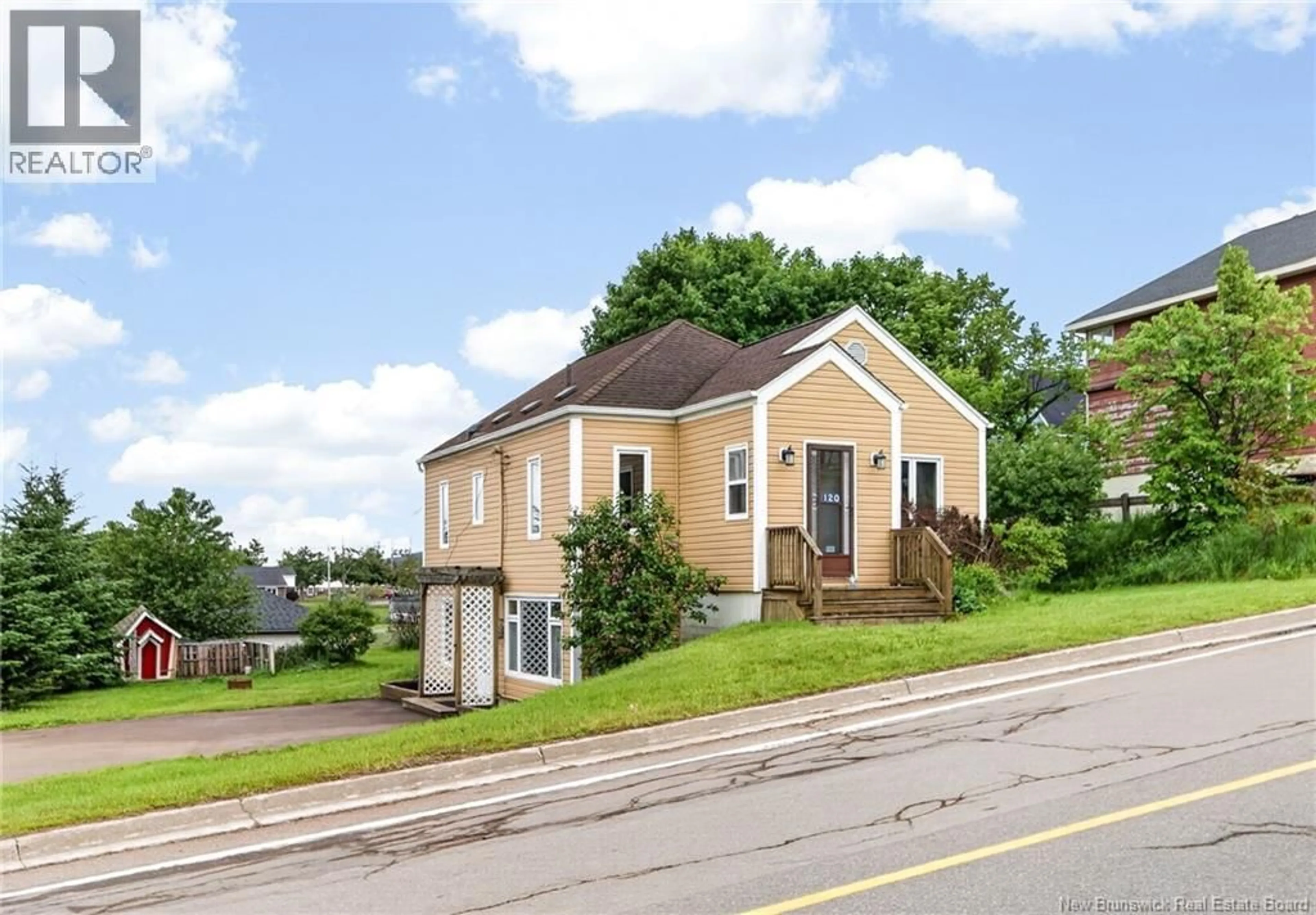 Unknown for 120 ST THOMAS, Memramcook New Brunswick E4K2P2