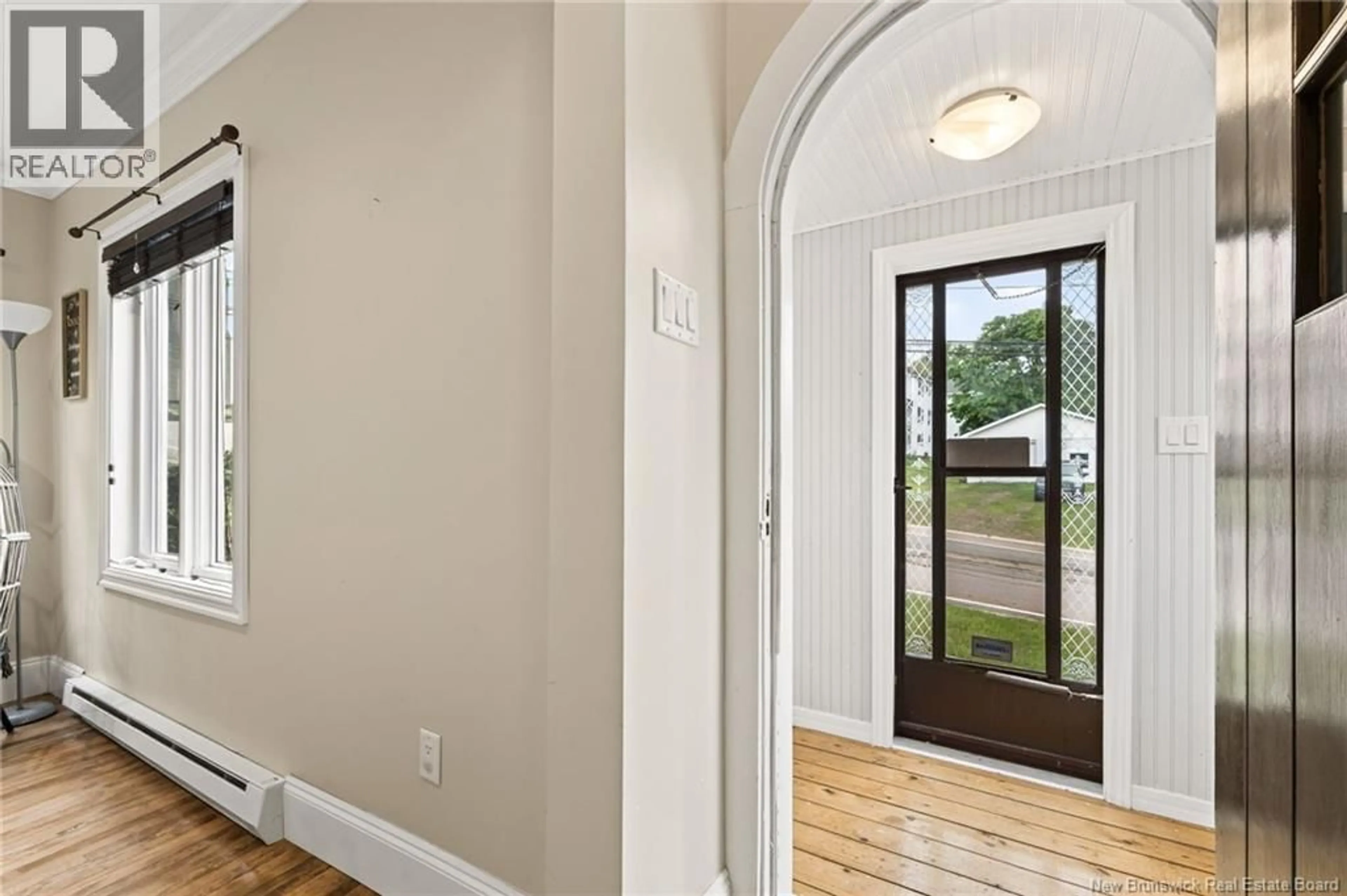 Indoor entryway for 120 ST THOMAS, Memramcook New Brunswick E4K2P2