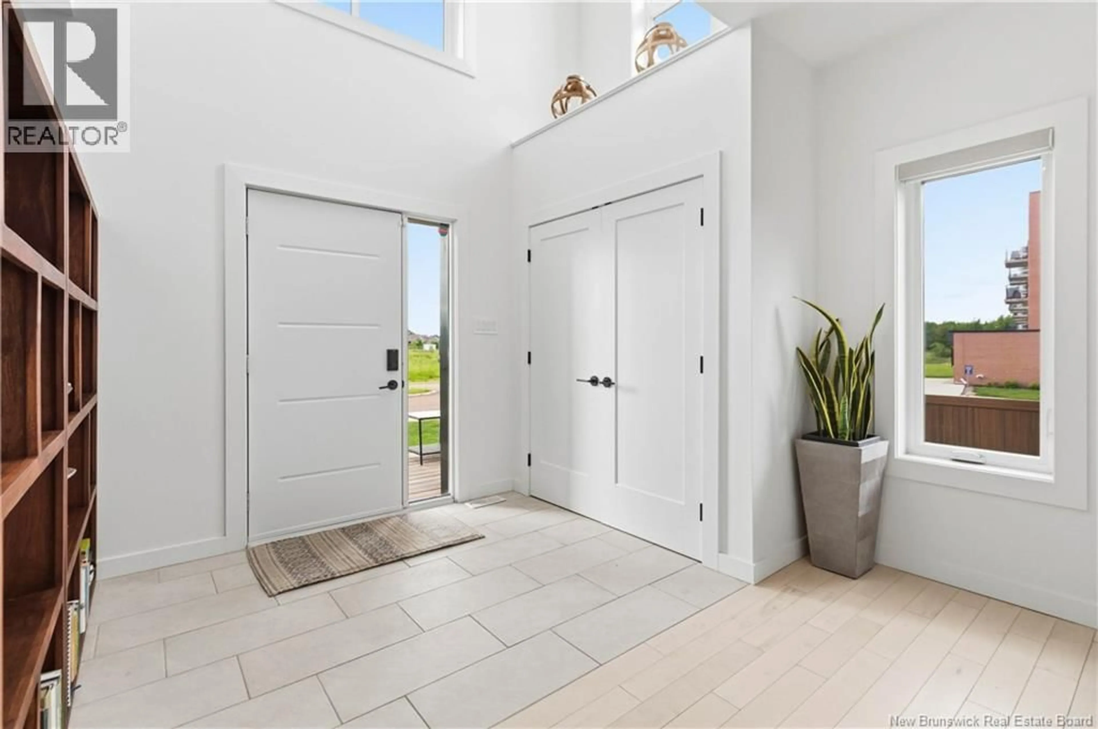 Indoor entryway for 173 DICKEY BOULEVARD, Riverview New Brunswick E1B0V3