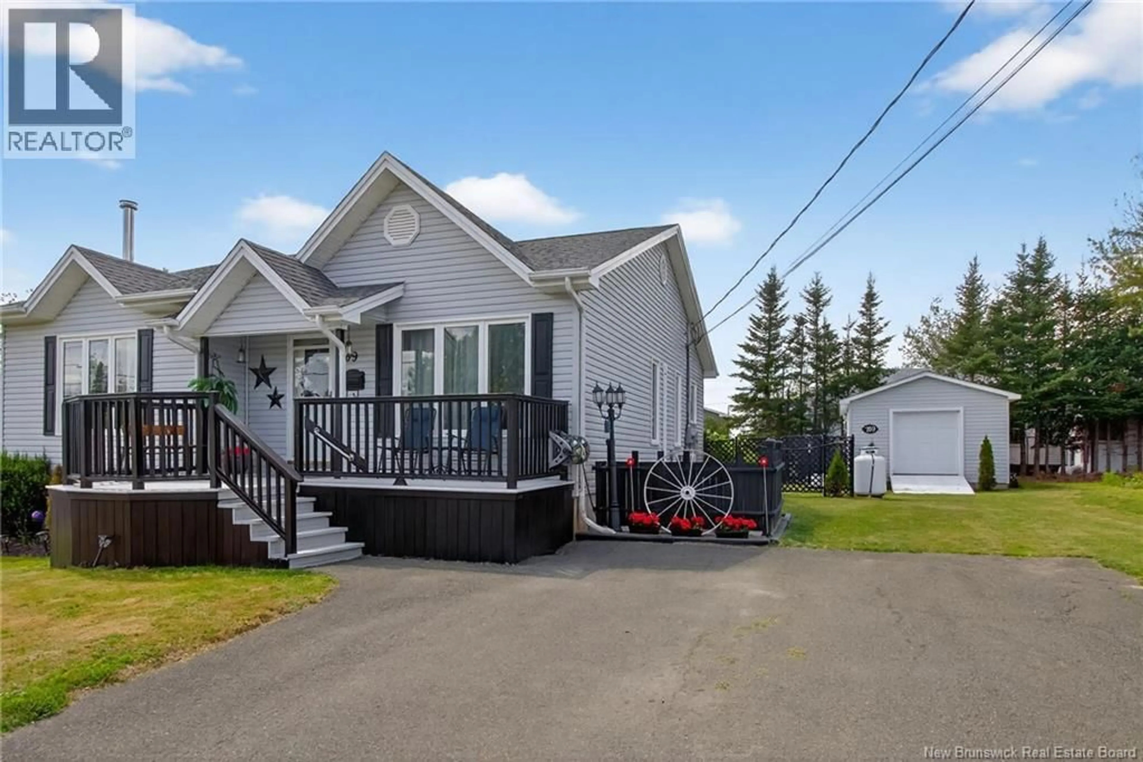 A pic from outside/outdoor area/front of a property/back of a property/a pic from drone, street for 709 BOUDREAU STREET, Dieppe New Brunswick E1A6X5