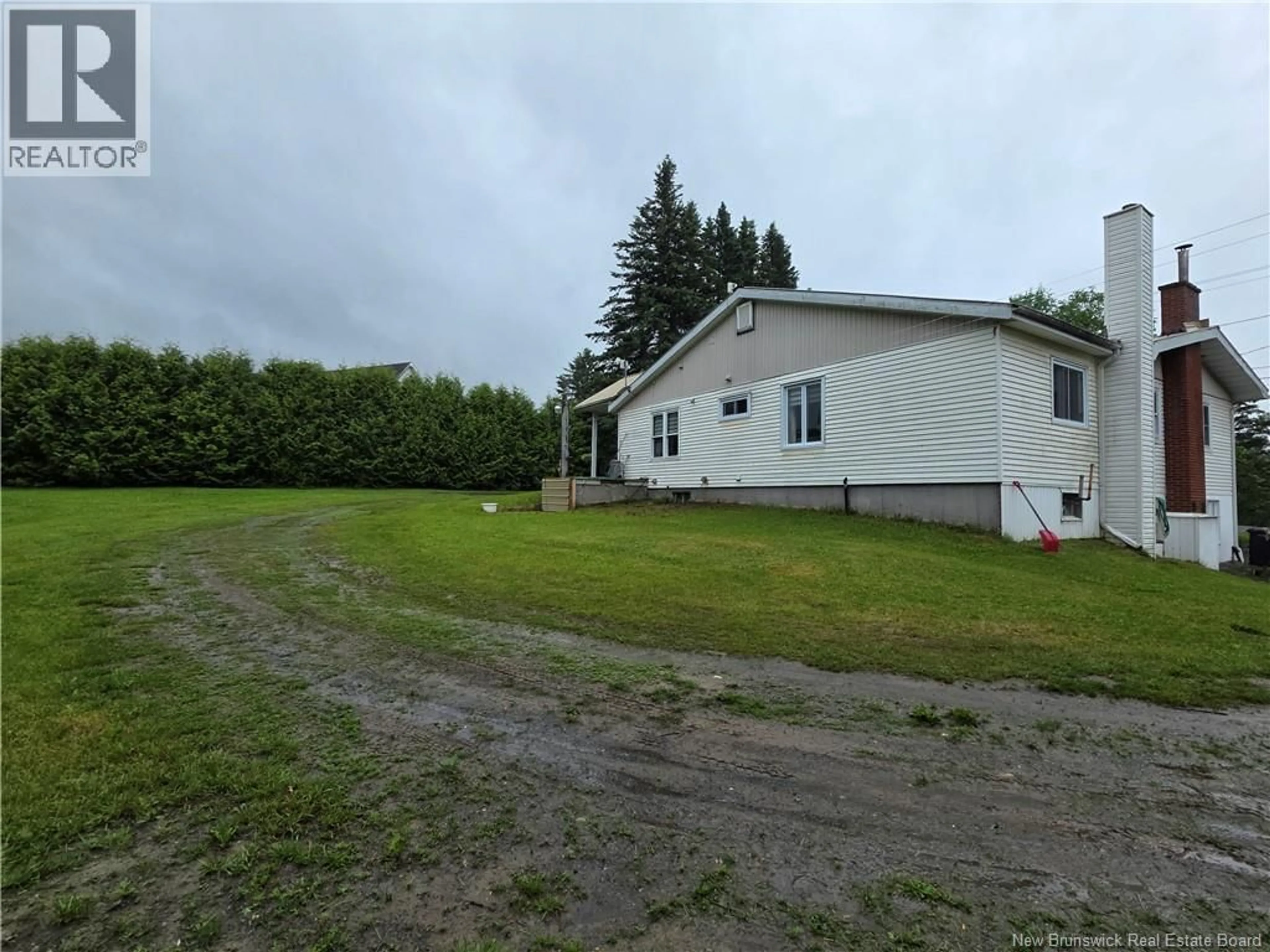 A pic from outside/outdoor area/front of a property/back of a property/a pic from drone, unknown for 159 CH DEL LA GRANDE-RIVIÈRE, Saint-Léonard New Brunswick E7E2K3