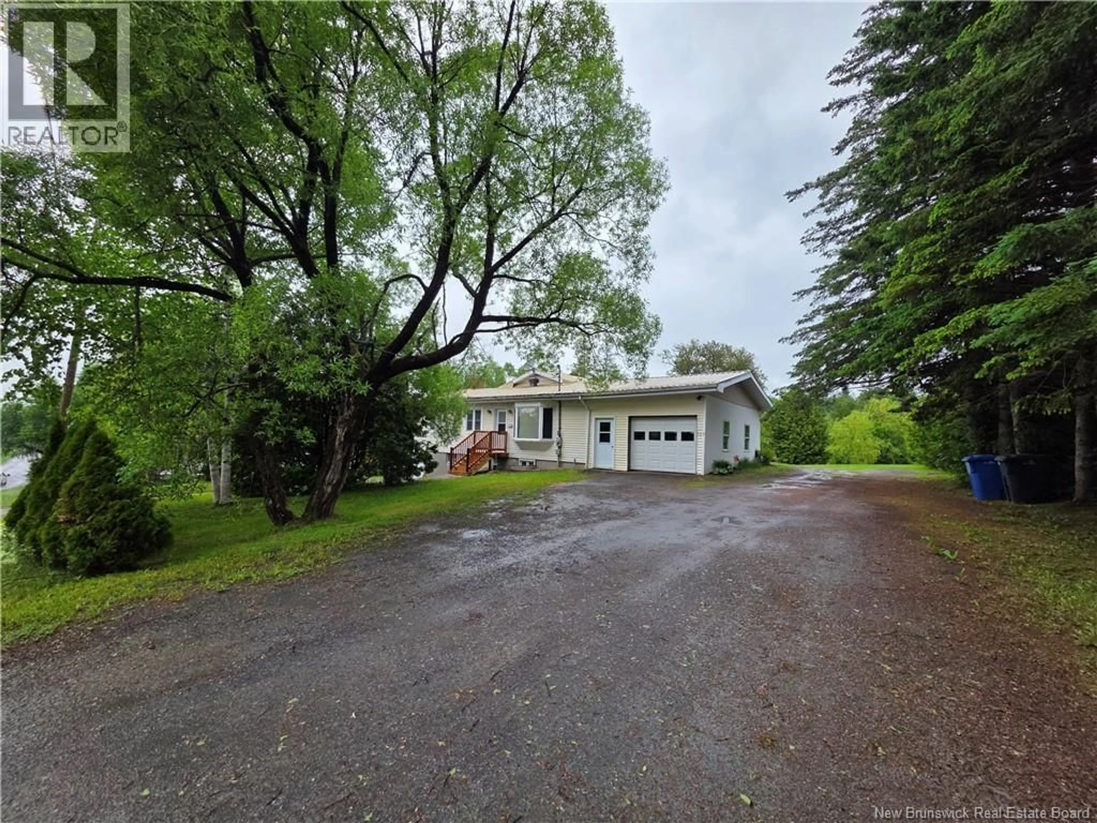 A pic from outside/outdoor area/front of a property/back of a property/a pic from drone, street for 159 CH DEL LA GRANDE-RIVIÈRE, Saint-Léonard New Brunswick E7E2K3