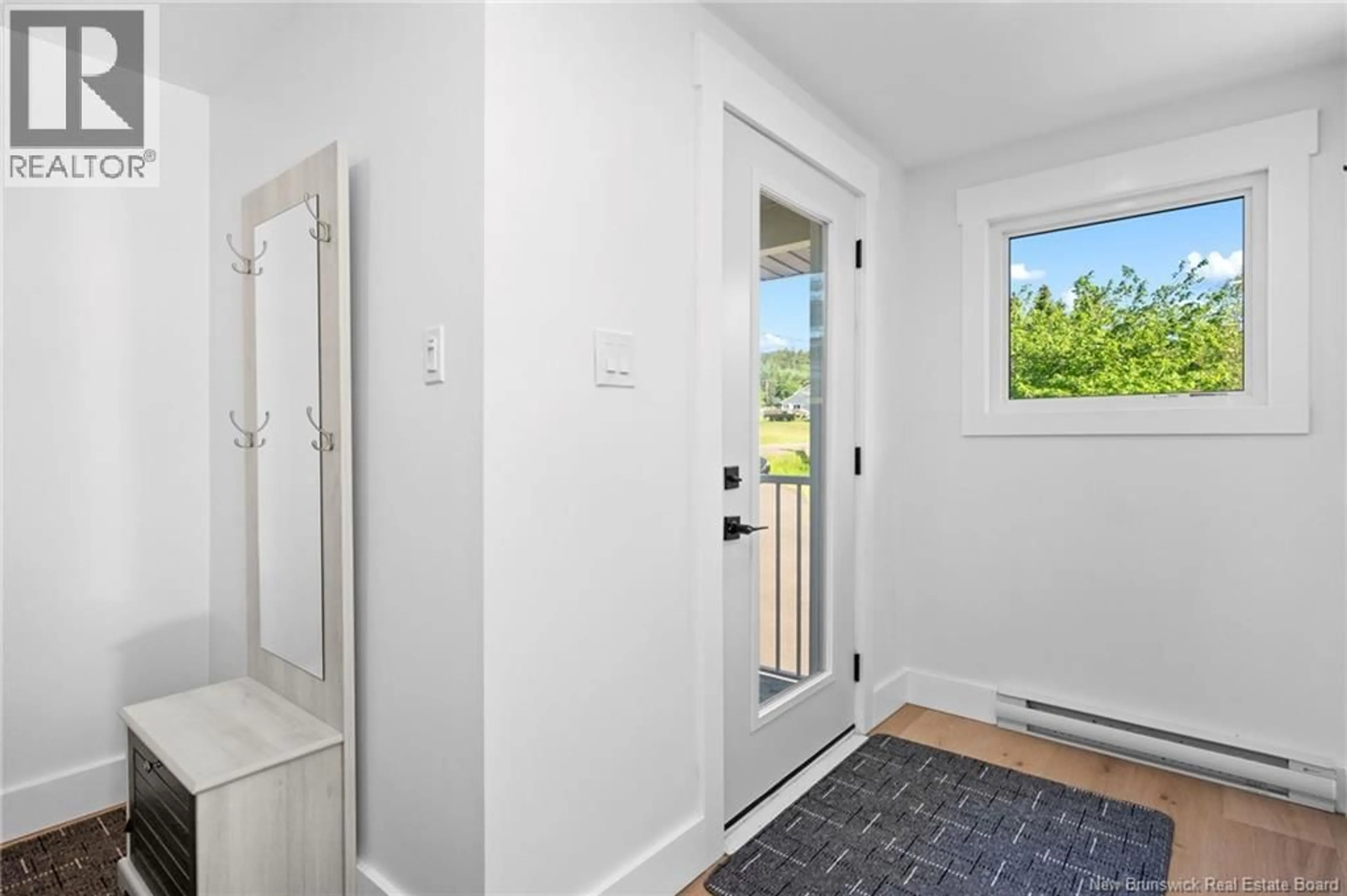 Indoor entryway for 2287 ROUTE 490, Ammon New Brunswick E1G3P3