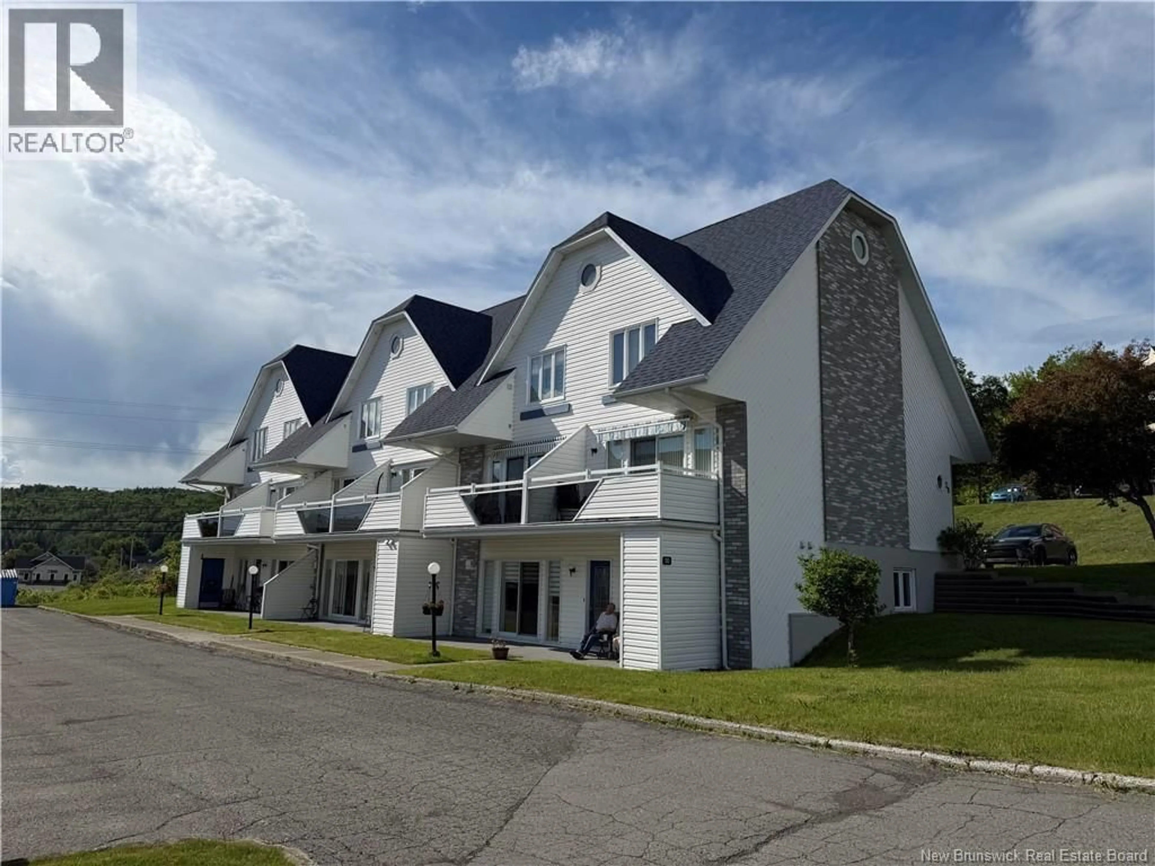 A pic from outside/outdoor area/front of a property/back of a property/a pic from drone, building for 20 DU BOURG AVENUE, Edmundston New Brunswick E3V4C5