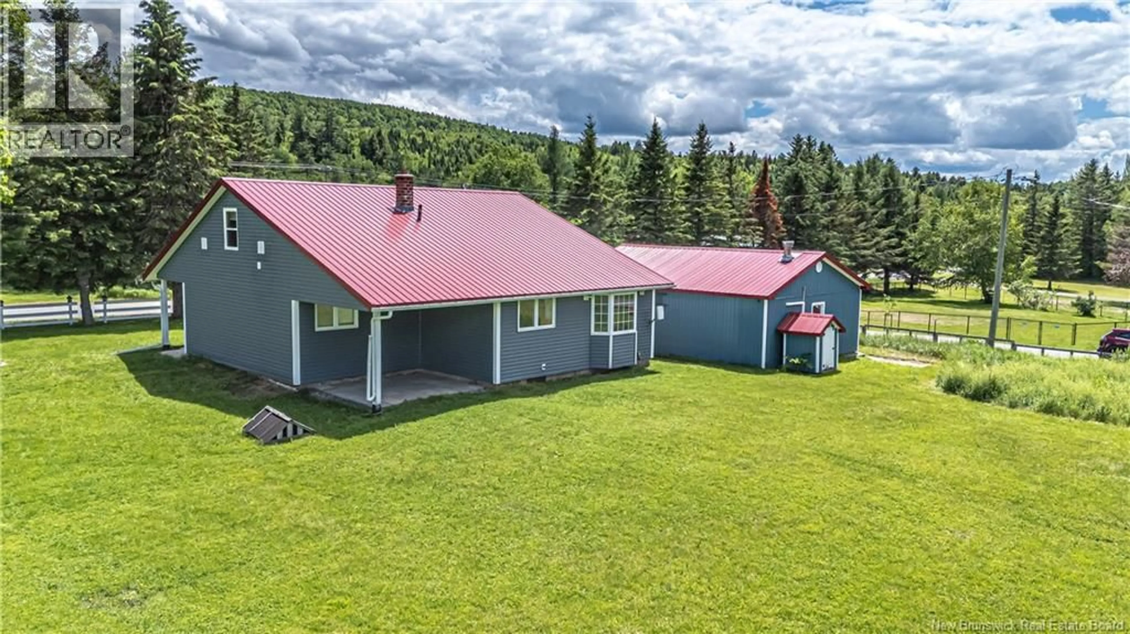 A pic from outside/outdoor area/front of a property/back of a property/a pic from drone, unknown for 24 MEMORY LANE, Penniac New Brunswick E3A9C1