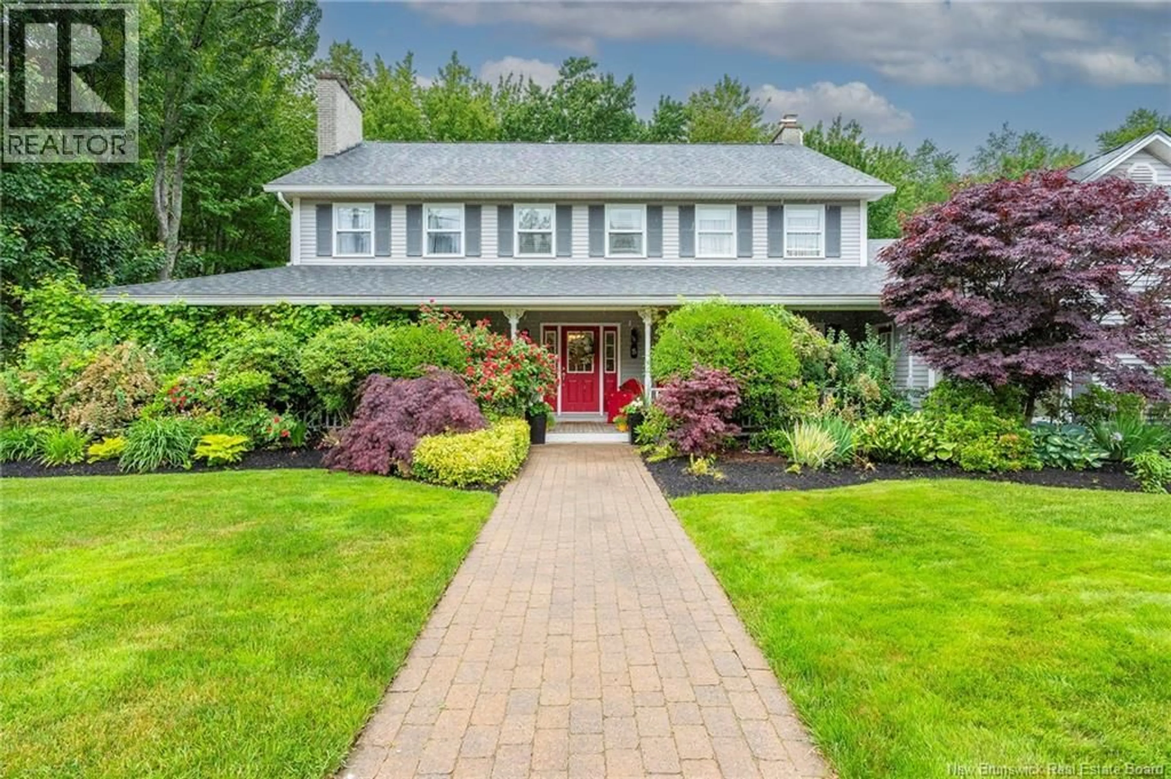 Home with vinyl exterior material, street for 5 HARVARD COURT, Riverview New Brunswick E1B4S4