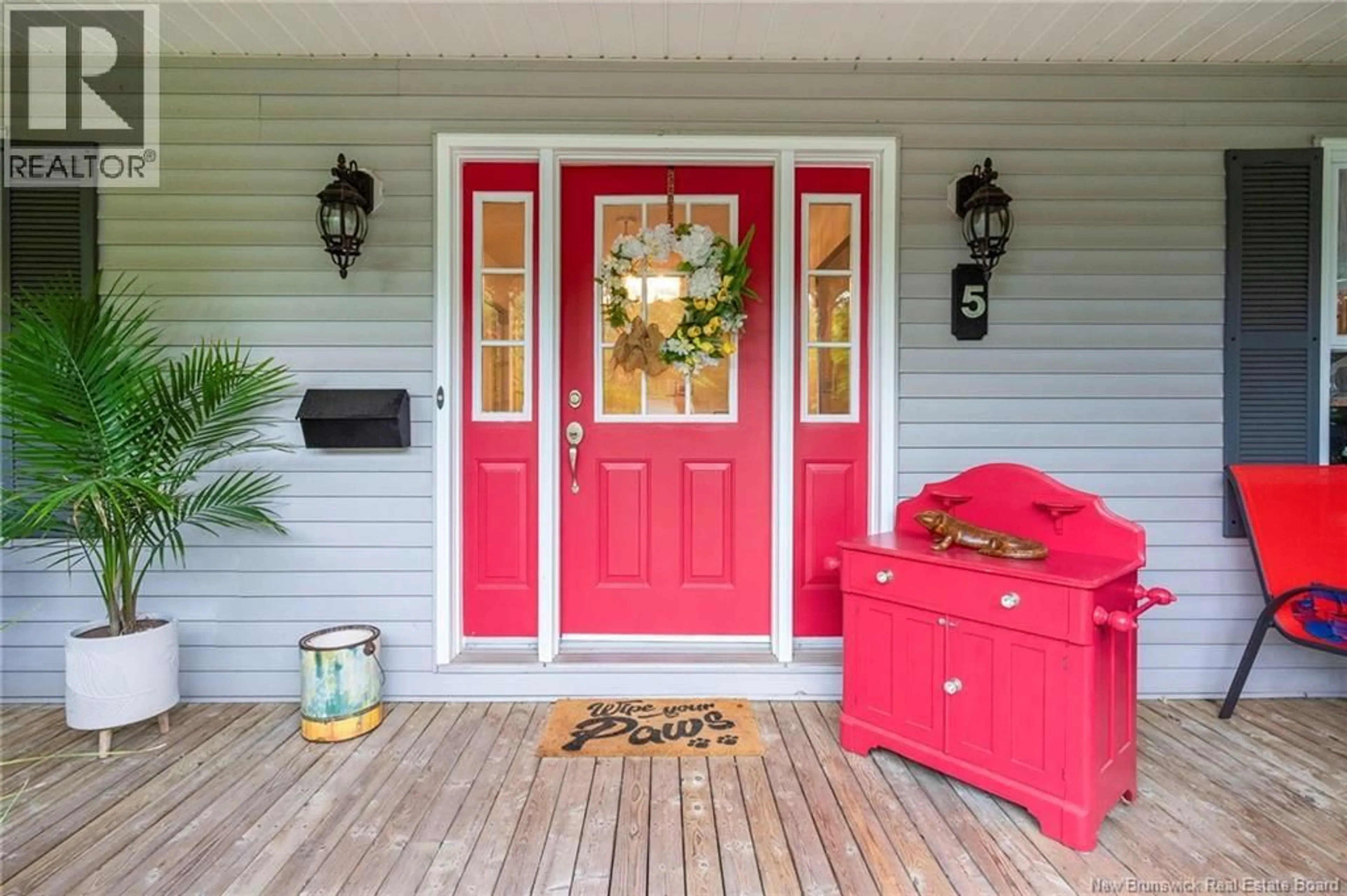 Indoor entryway for 5 HARVARD COURT, Riverview New Brunswick E1B4S4