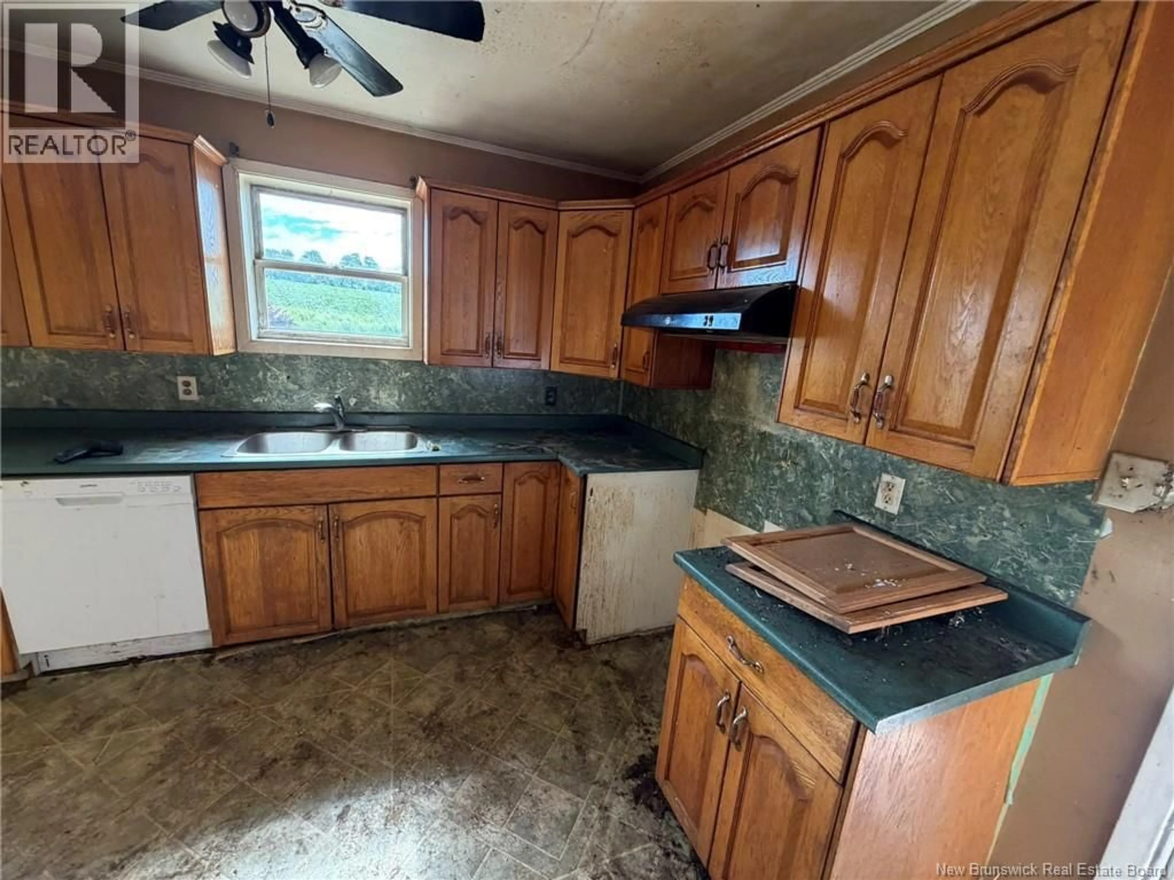 Standard kitchen, unknown for 656 PLYMOUTH ROAD, Richmond Corner New Brunswick E7M5A9