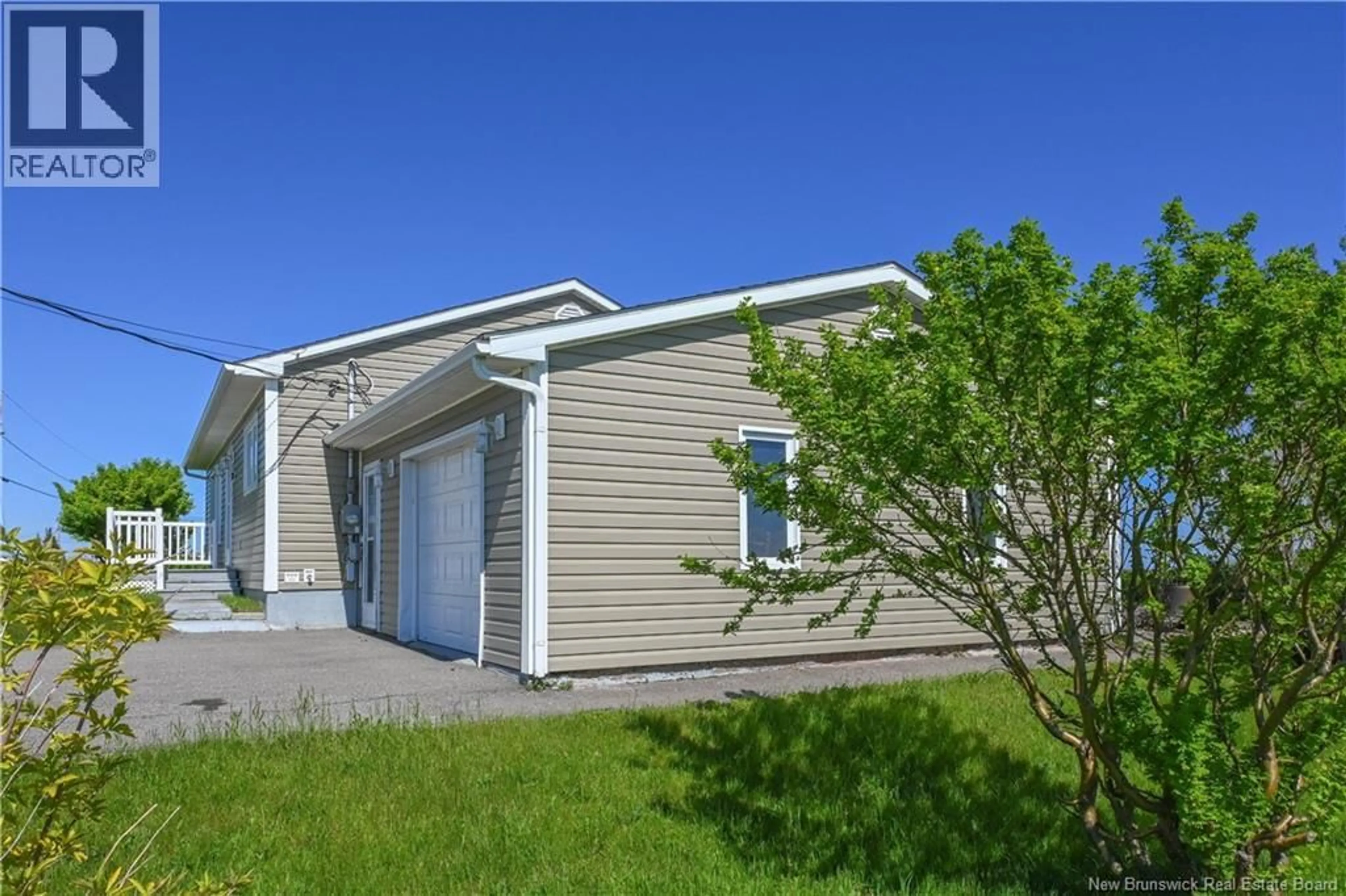 Home with vinyl exterior material, building for 1222 CHIASSON ROAD, Chiasson Office New Brunswick E8S3E5