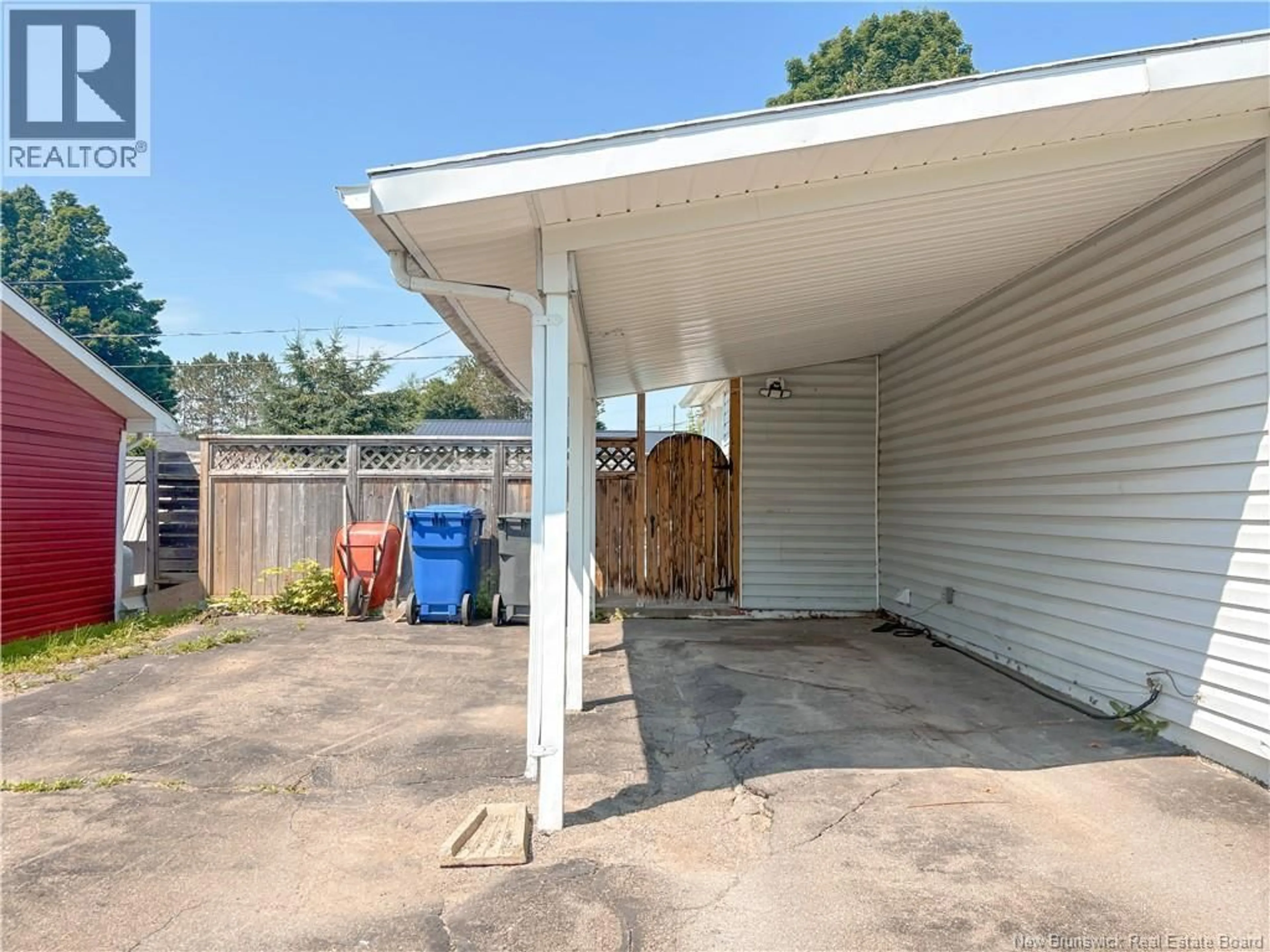 Unknown for 137 ELIZABETH STREET, Woodstock New Brunswick E7M1P8
