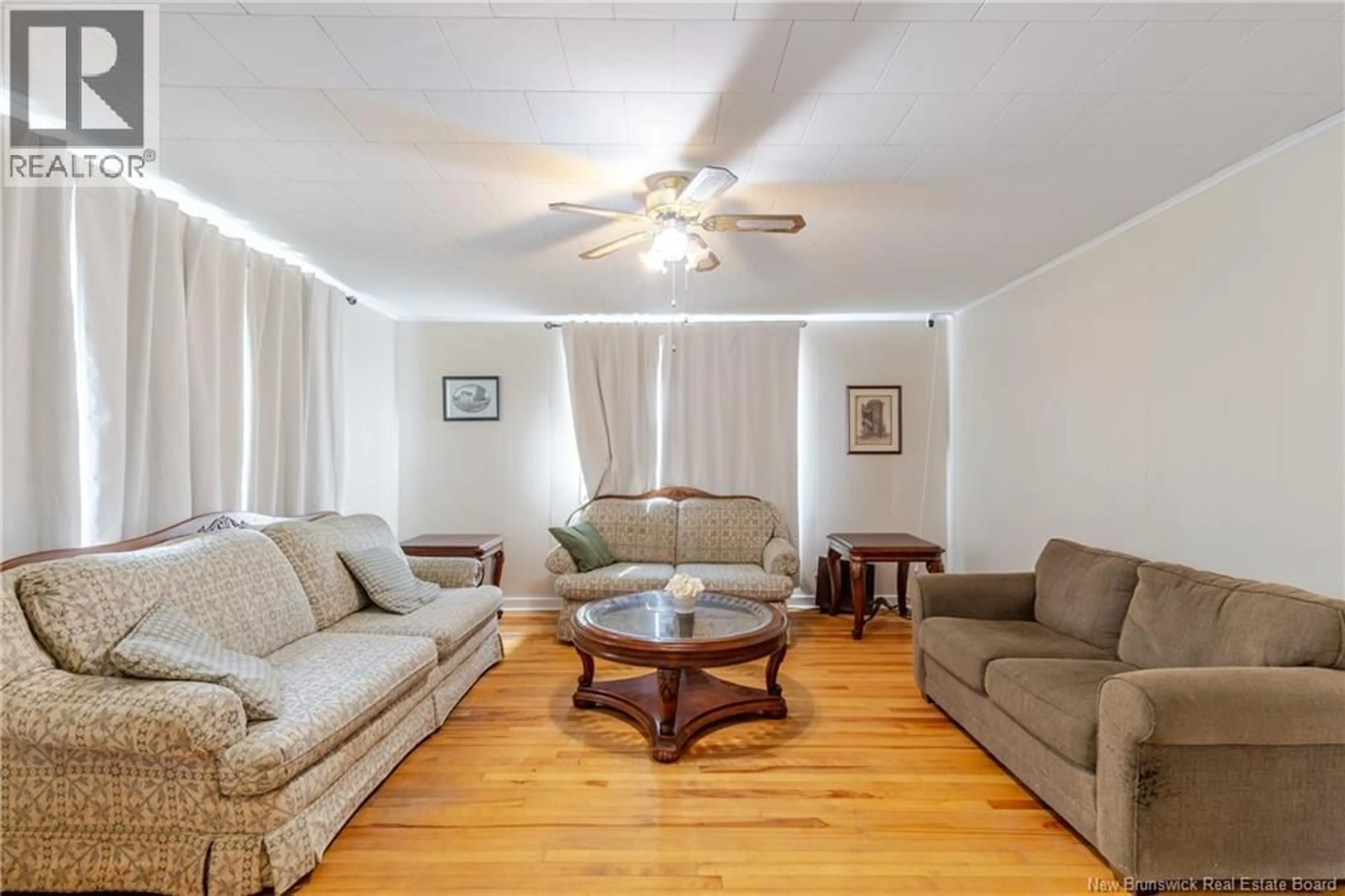 Living room with furniture, unknown for 109 VICTORIA STREET, Woodstock New Brunswick E7M3A4