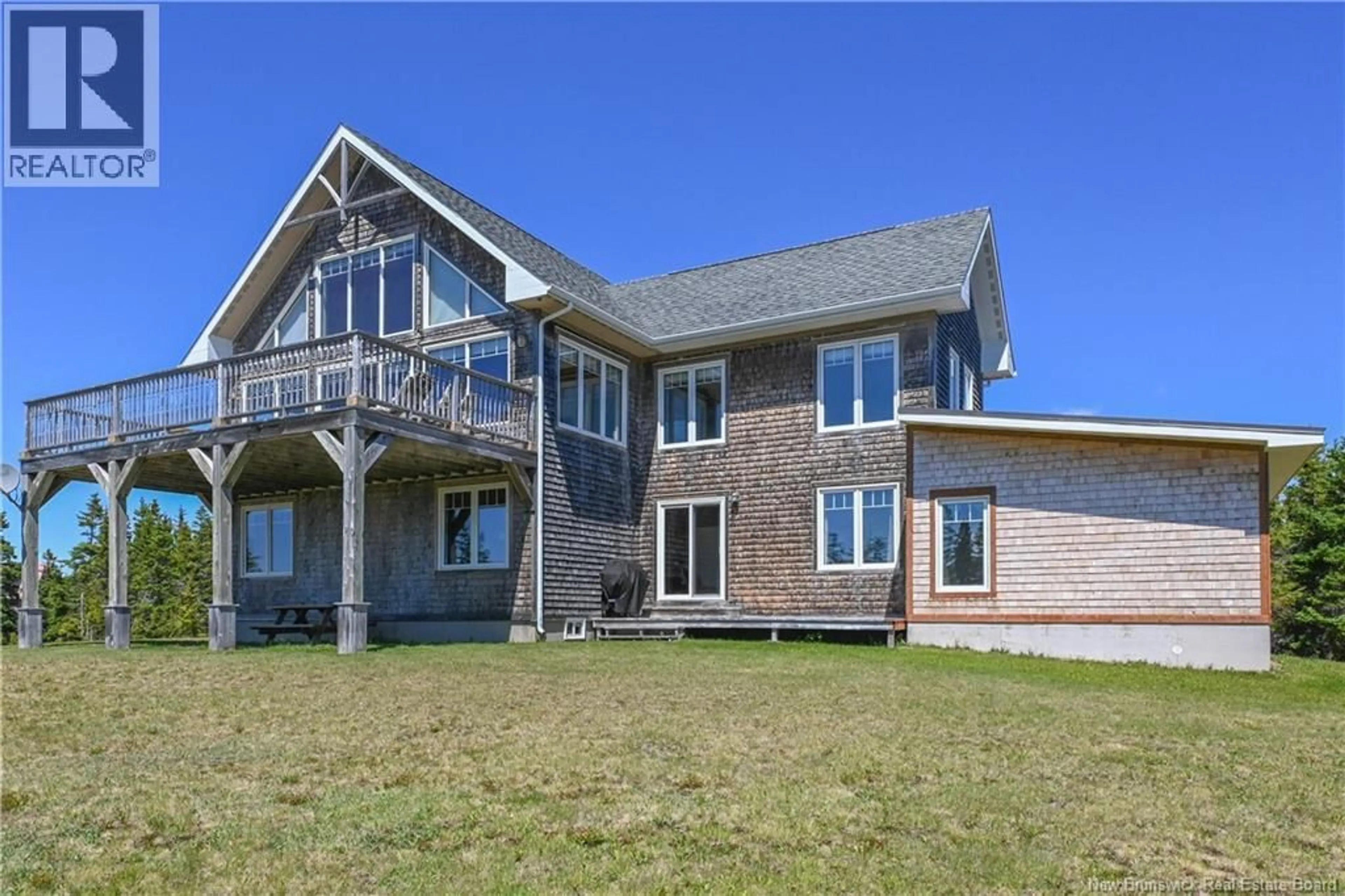 Home with brick exterior material, building for 449 GAUVIN STREET, Petite-Lamèque New Brunswick E8T2N2