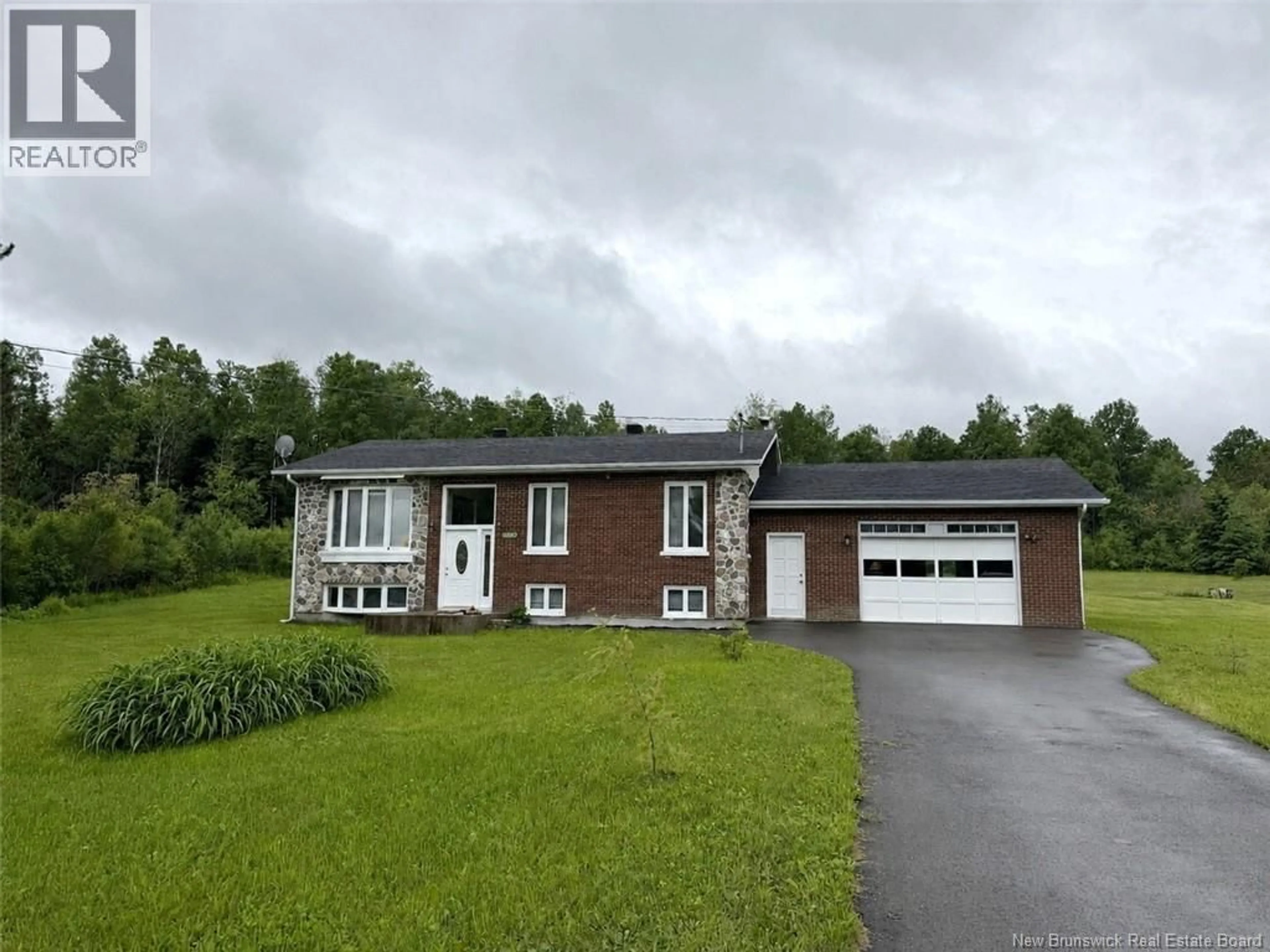 A pic from outside/outdoor area/front of a property/back of a property/a pic from drone, street for 6932 ROUTE 120, Lac Baker New Brunswick E7A1N3